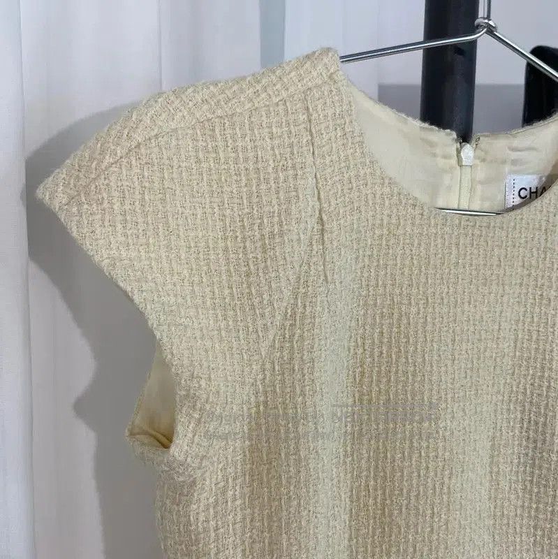 Chanel Chanel Light Yellow Cotton Blend Dress for Women . Size S / US 4 / IT 40 - 2 Thumbnail