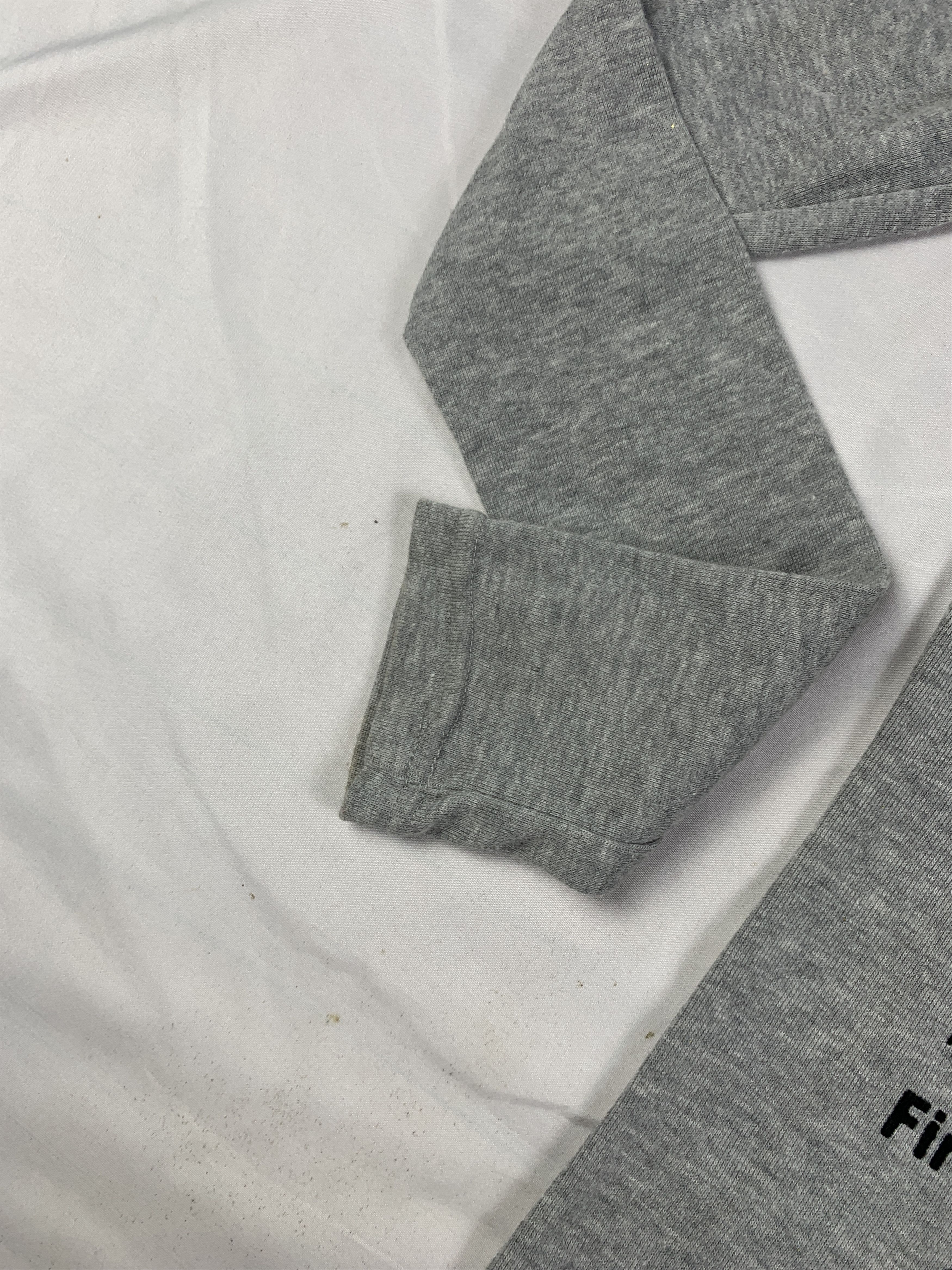 Japanese Brand Gray Girl Graphic Off-shoulders Cross Top (S) Size S / US 4 / IT 40 - 5 Thumbnail