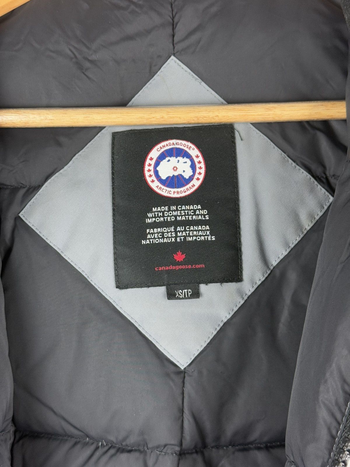 Canada Goose Canada Goose Ladies Down Parka Hooded Jacket Size XS Size XS / US 0-2 / IT 36-38 - 21 Thumbnail