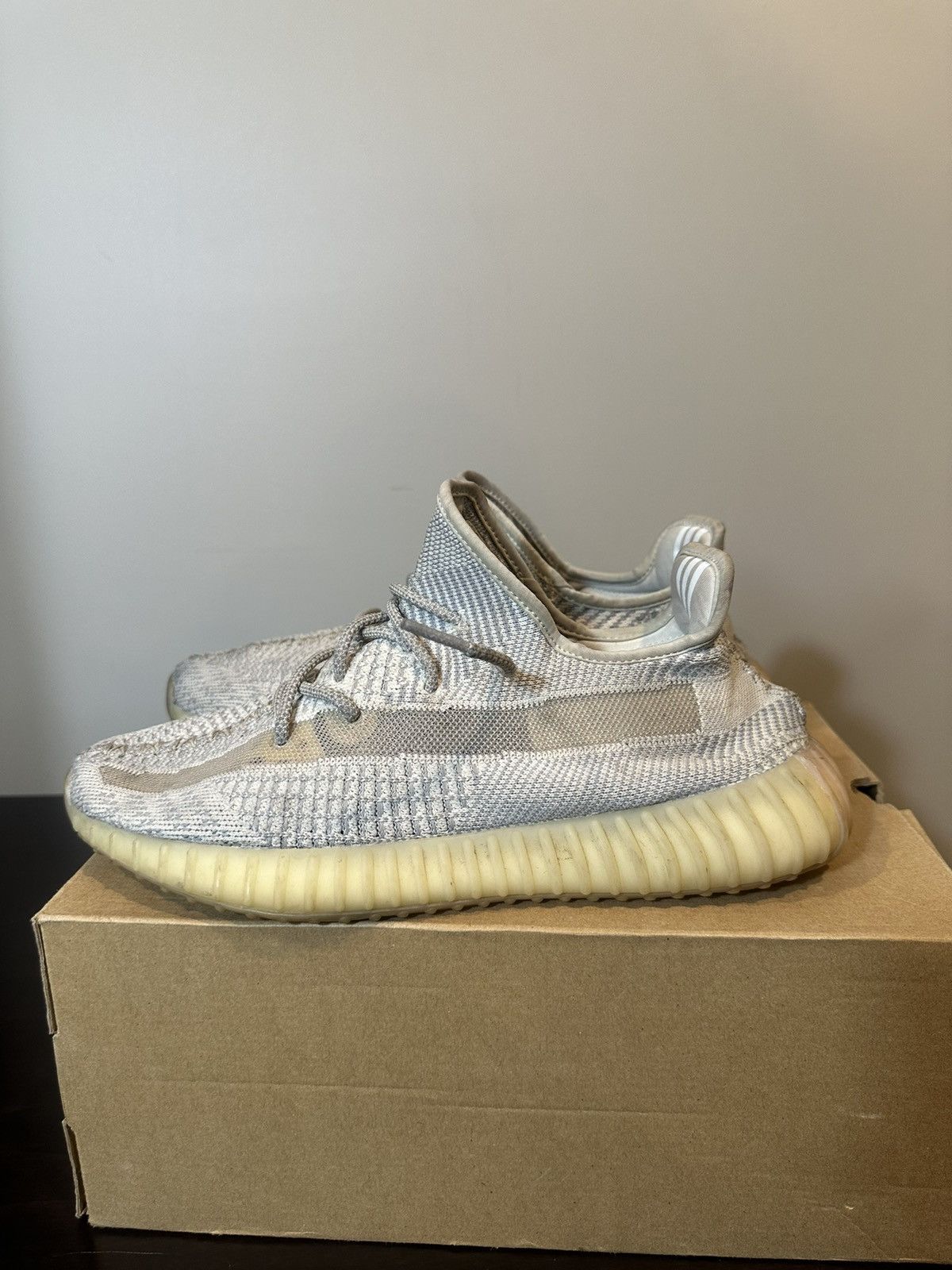 Adidas × Yeezy 2019 Yeezy Boost 350 V2 'Lundmark Non-Reflective' Size US 11 / EU 44 - 3 Thumbnail