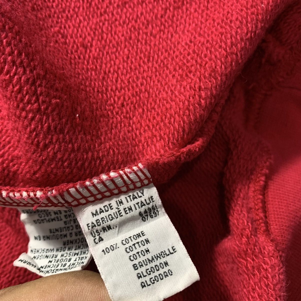 Benetton Vintage 90s Benetton Red Sweetshirt Size US L / EU 52-54 / 3 - 5 Thumbnail
