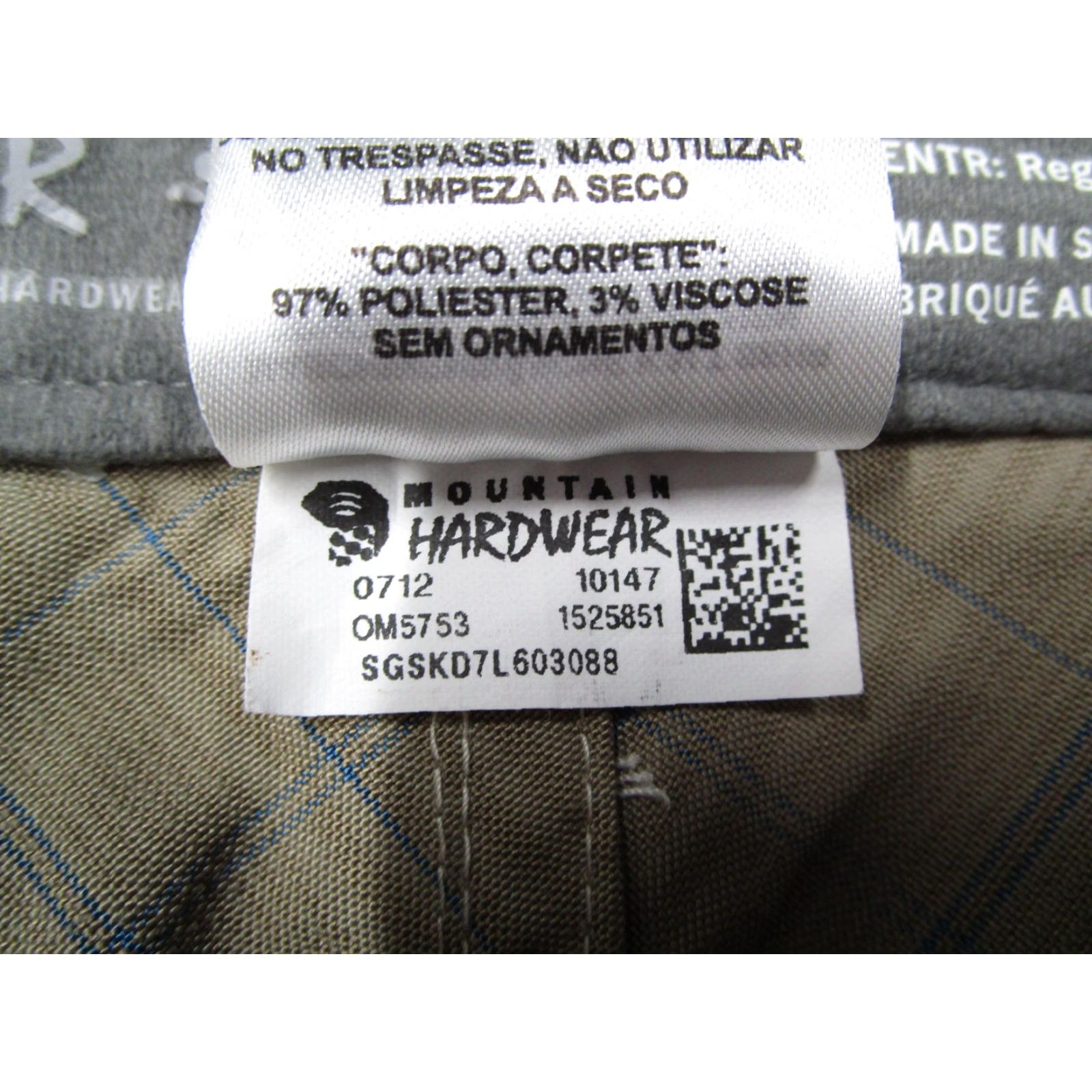 Mountain Hardwear Mountain Hardwear Shorts Mens 30 Beige Plaid Trotter Trunk Outdoor Chino Casual Size US 30 / EU 46 - 6 Thumbnail