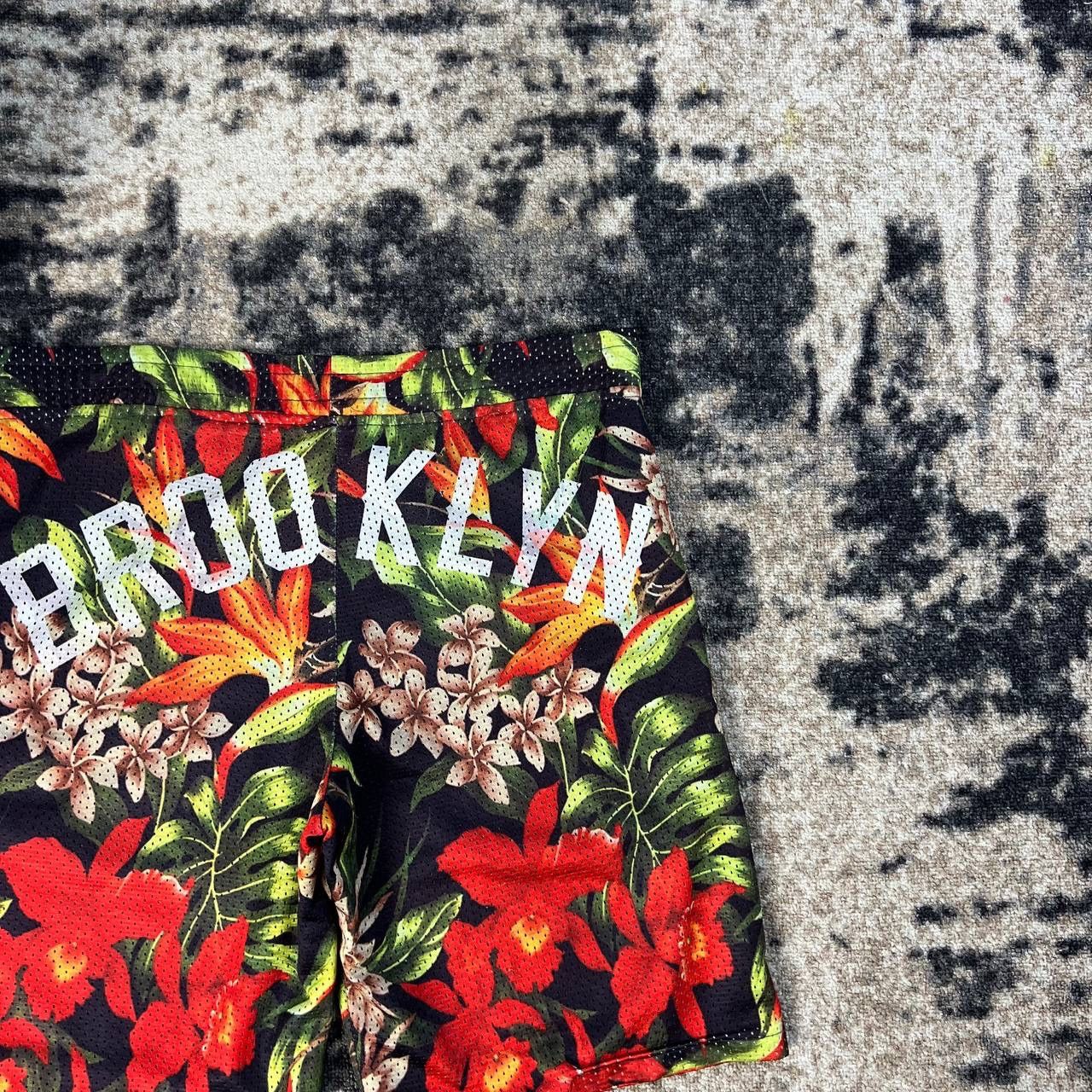 Brooklyn Clothing Brooklyn Vintage Allover Print Floral Shorts Streetwear Size US 32 / EU 48 - 3 Thumbnail