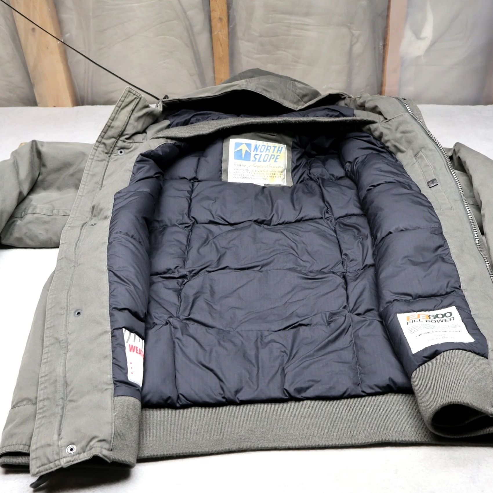 Eddie Bauer VINTAGE Eddie Bauer North Slope Down Jacket Mens Large Green Waterproof Insulated VTG Parka Coat Size US L / EU 52-54 / 3 - 7 Thumbnail