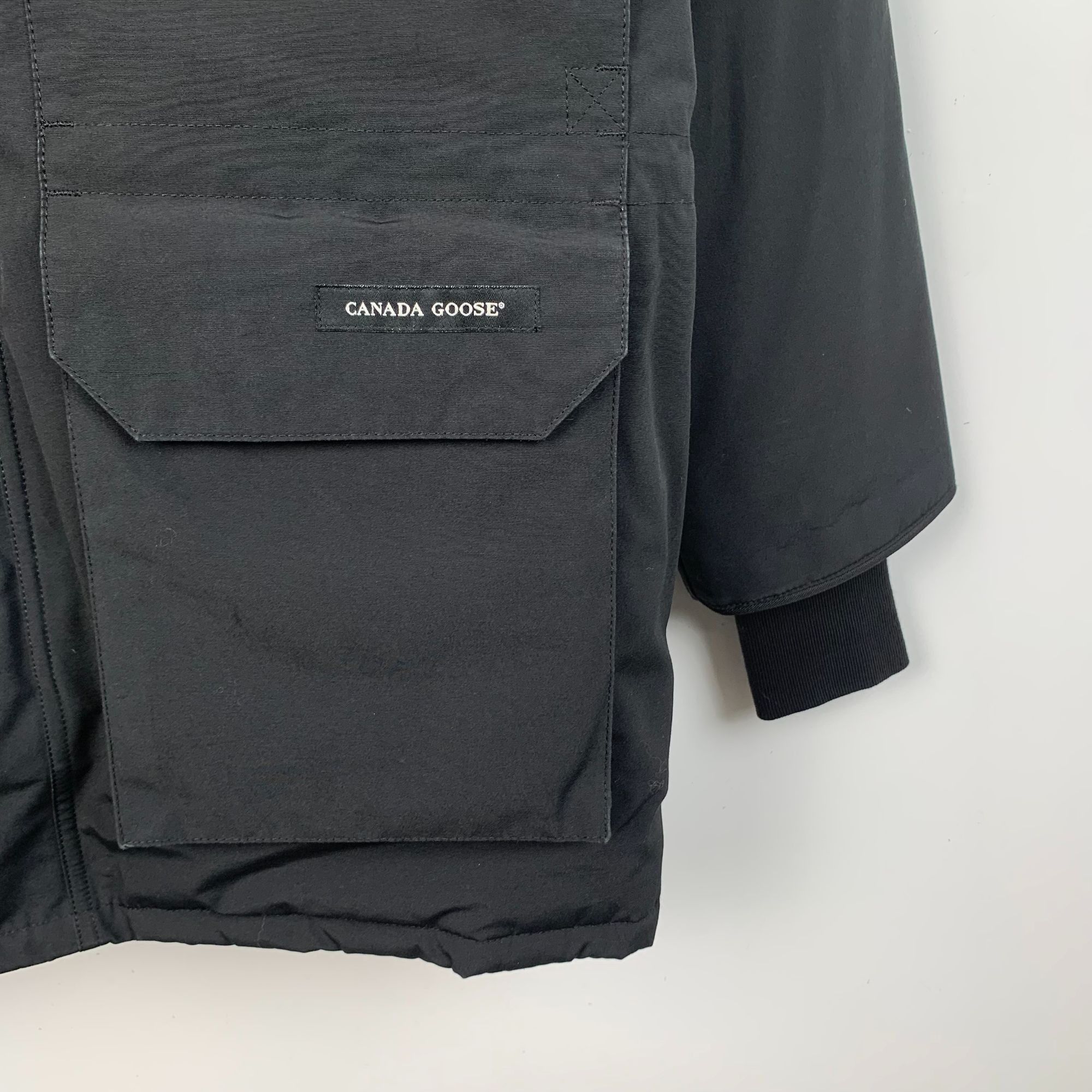 Canada Goose Canada Goose Expedition Series Black Logo Patch Hooded Down Size US XS / EU 42 / 0 - 5 Thumbnail