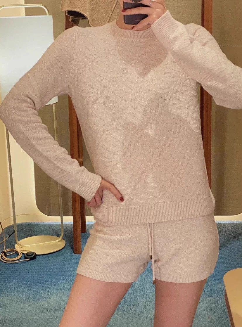 Hermes Hermes Pink H Print Wool Sweater 36 New with Tags Size XS / US 0-2 / IT 36-38 - 5 Thumbnail