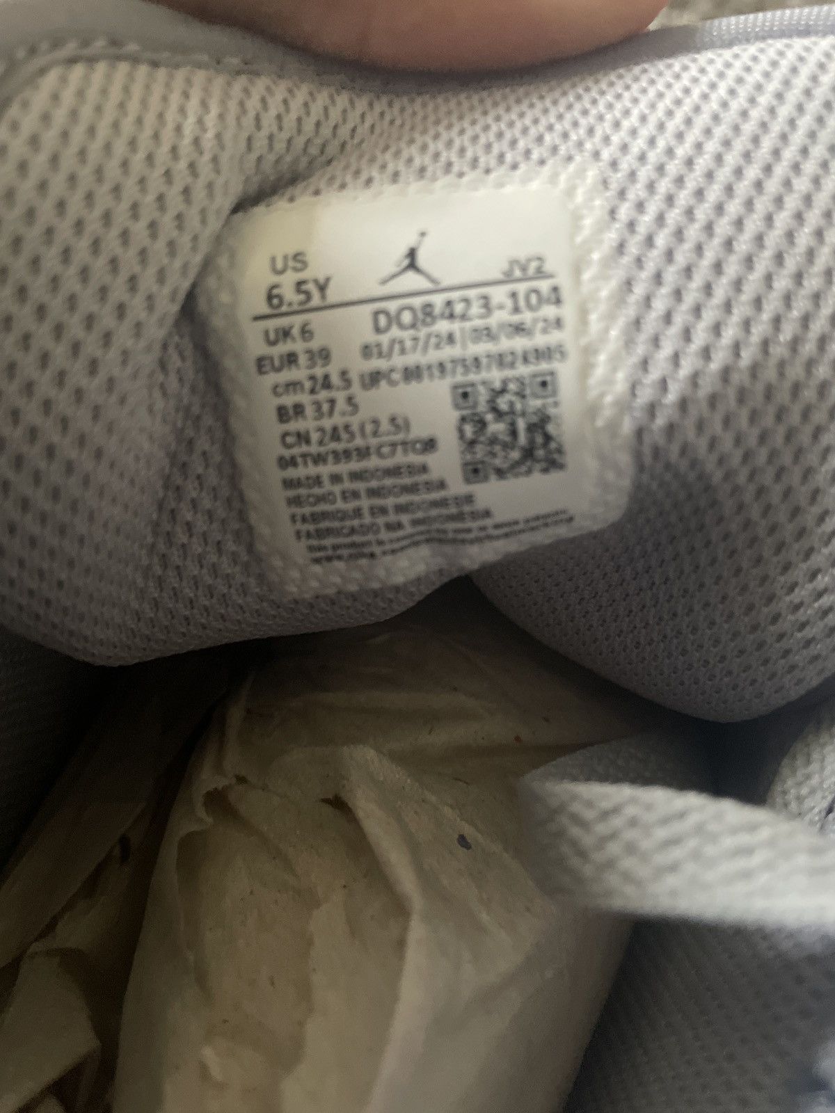 Jordan Brand Jordan 1 mid “Wolf Grey” Size US 6.5 / EU 39-40 - 6 Thumbnail