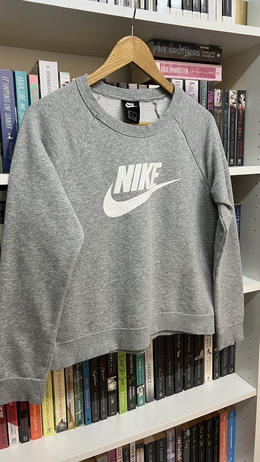 Nike Nike Swoosh Cropped Sweatshirt Size US M / EU 48-50 / 2 - 3 Thumbnail