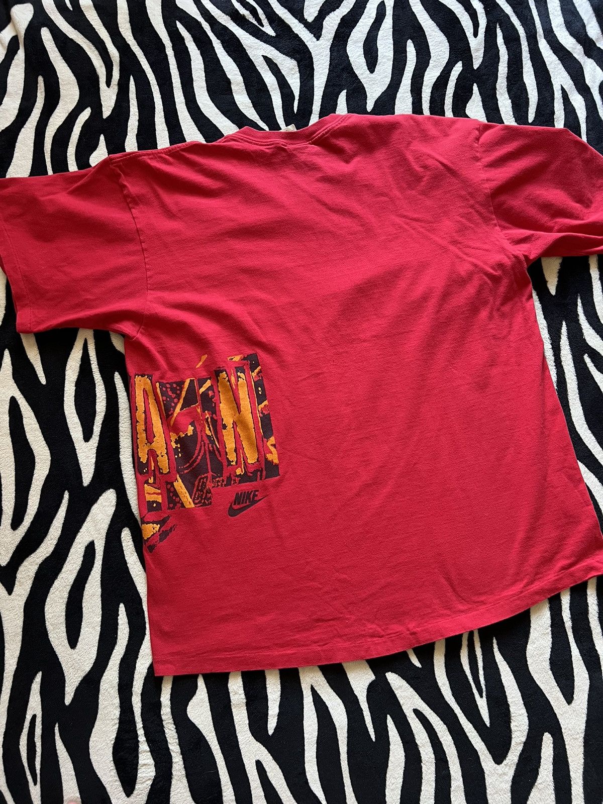Jordan Brand × Nike × Vintage Nike Jordan t-shirt vintage 90’s big logo made in USA Size US XXL / EU 58 / 5 - 3 Thumbnail