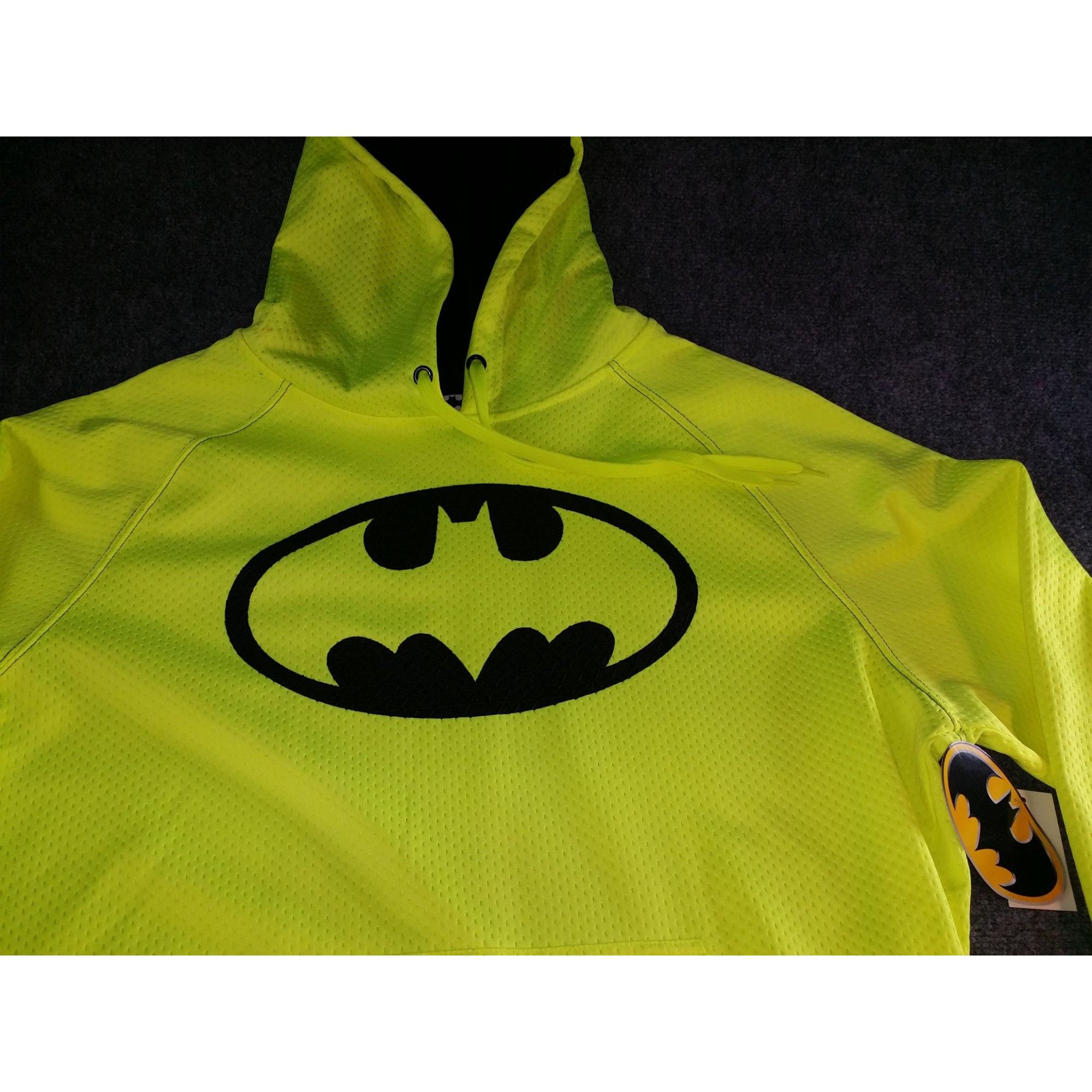 DC Comics Batman DC Comics Thermal Fleece Hoodies Men Sz L Acid Yellow Size US L / EU 52-54 / 3 - 3 Thumbnail