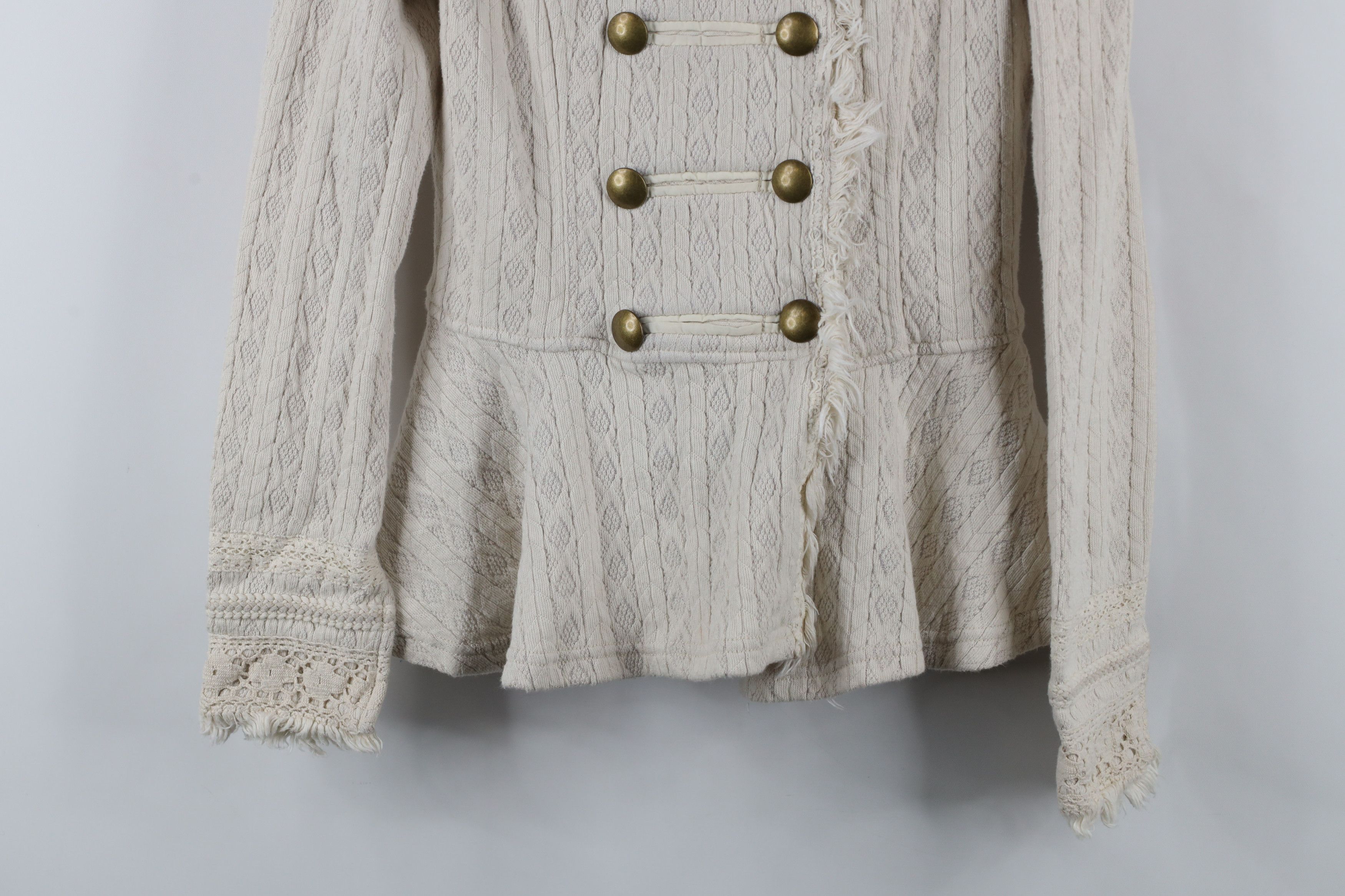 Free People × Vintage Free People Style Fringed Ruffled Knit Sweater Jacket Cream Size XS / US 0-2 / IT 36-38 - 3 Thumbnail