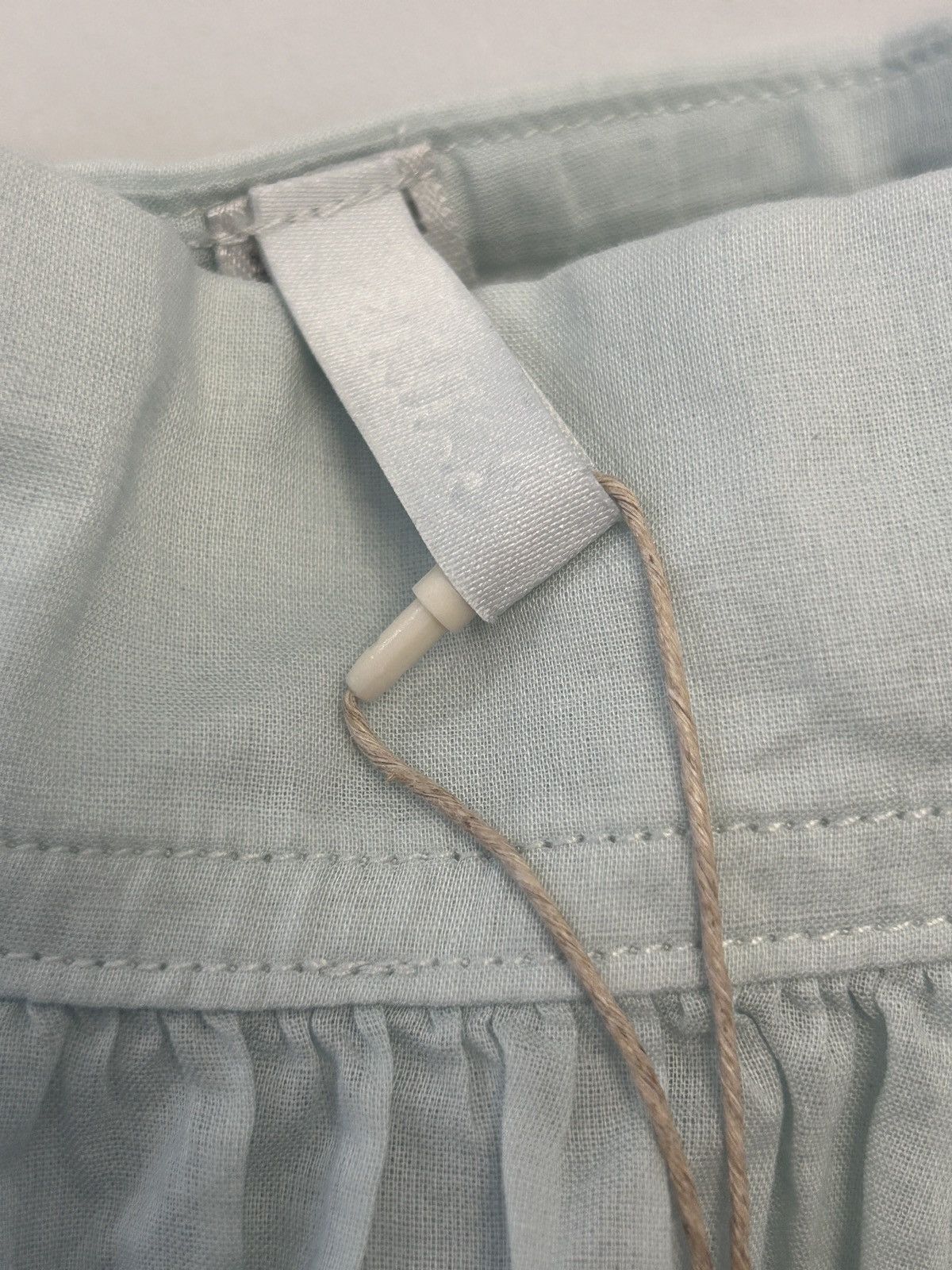 SKIMS NWT SKIMS Cotton Voile Mini Skirt in the color Frost XXS Size 24" / US 00 / IT 34 - 9 Thumbnail