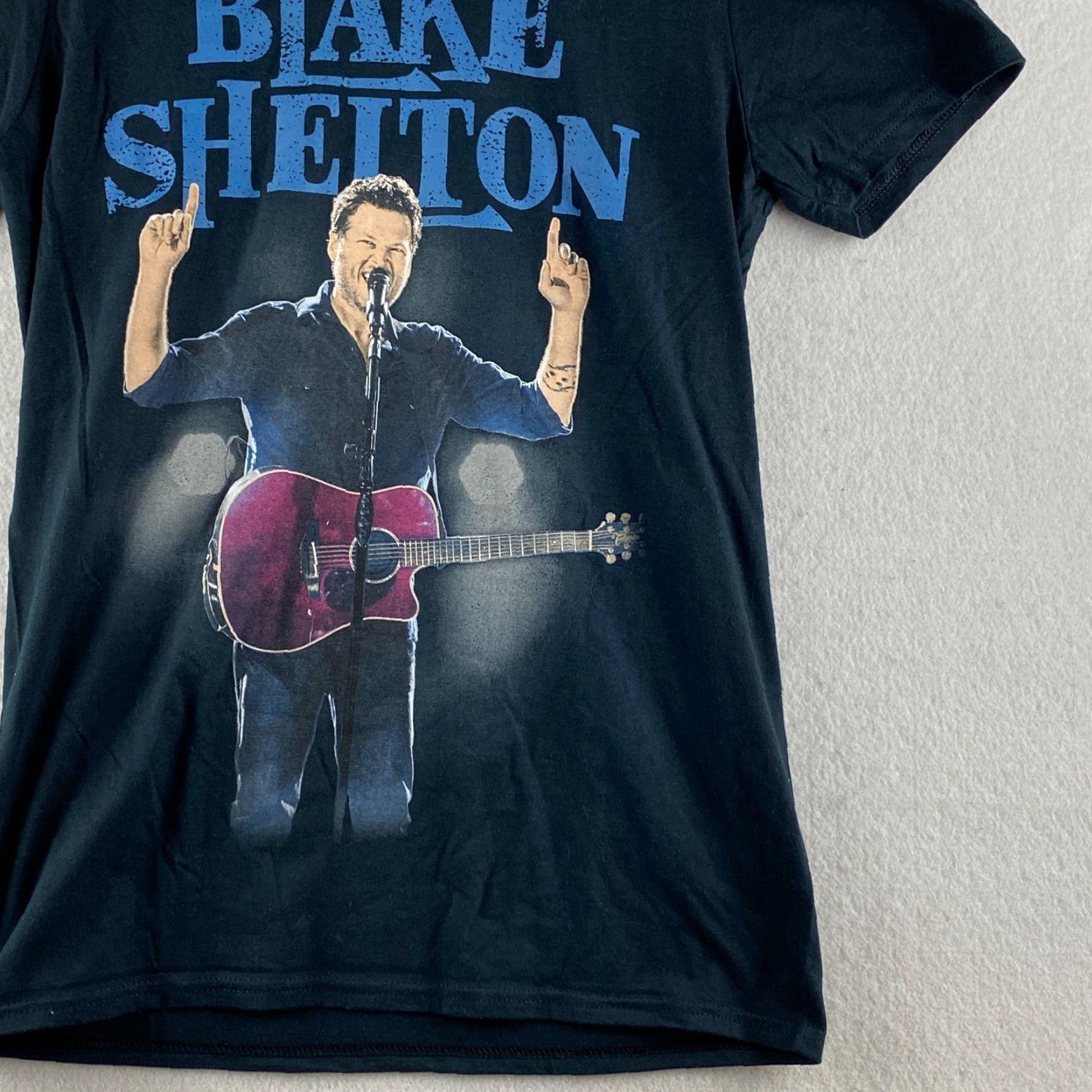 Gildan Blake Shelton Concert Shirt Mens Small S Black 2017 Doing It Tour Double Sided T-Shirt Size US S / EU 44-46 / 1 - 3 Thumbnail