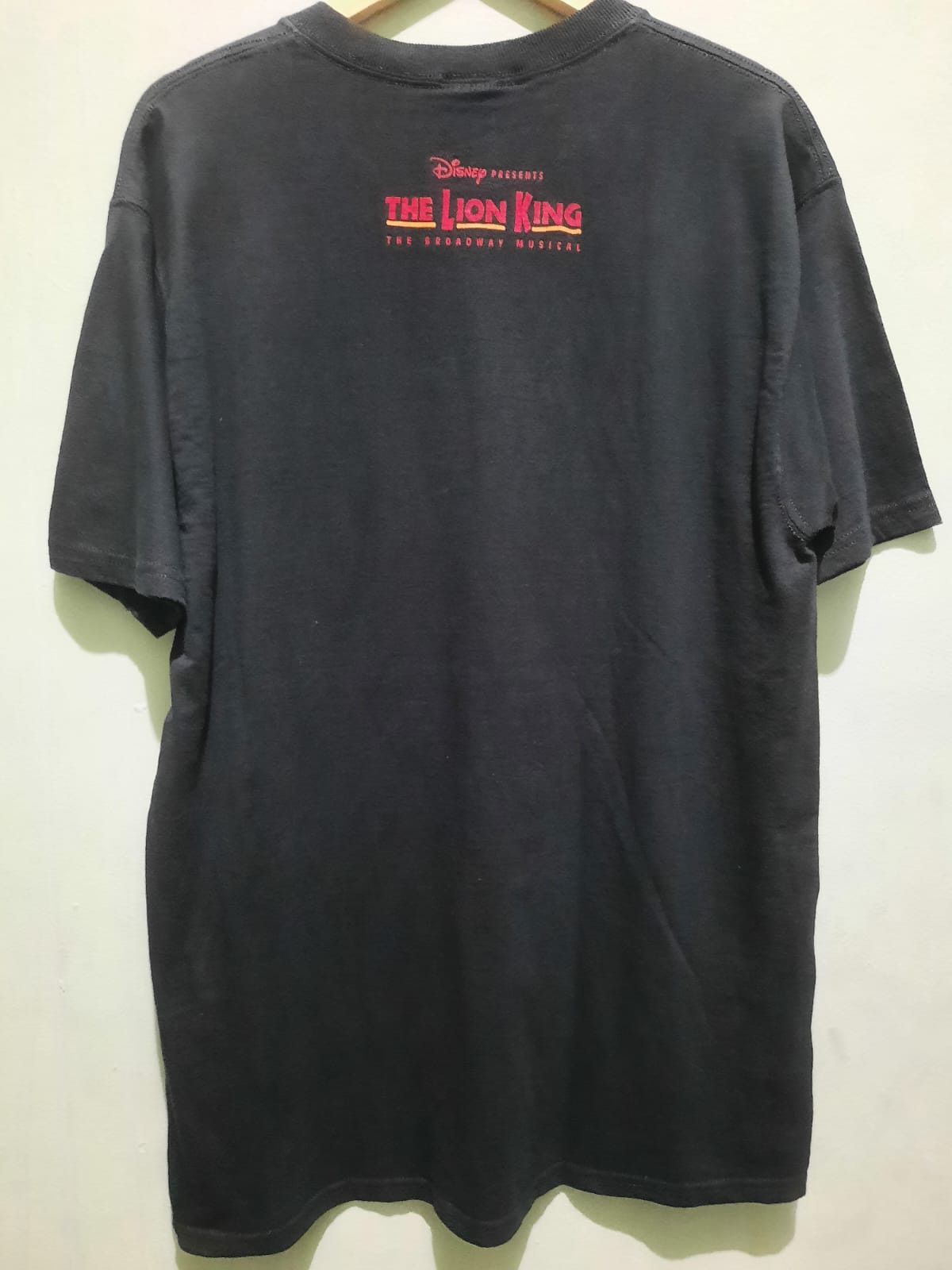 Disney × Vintage The Lion King - Disney Size US L / EU 52-54 / 3 - 8 Thumbnail