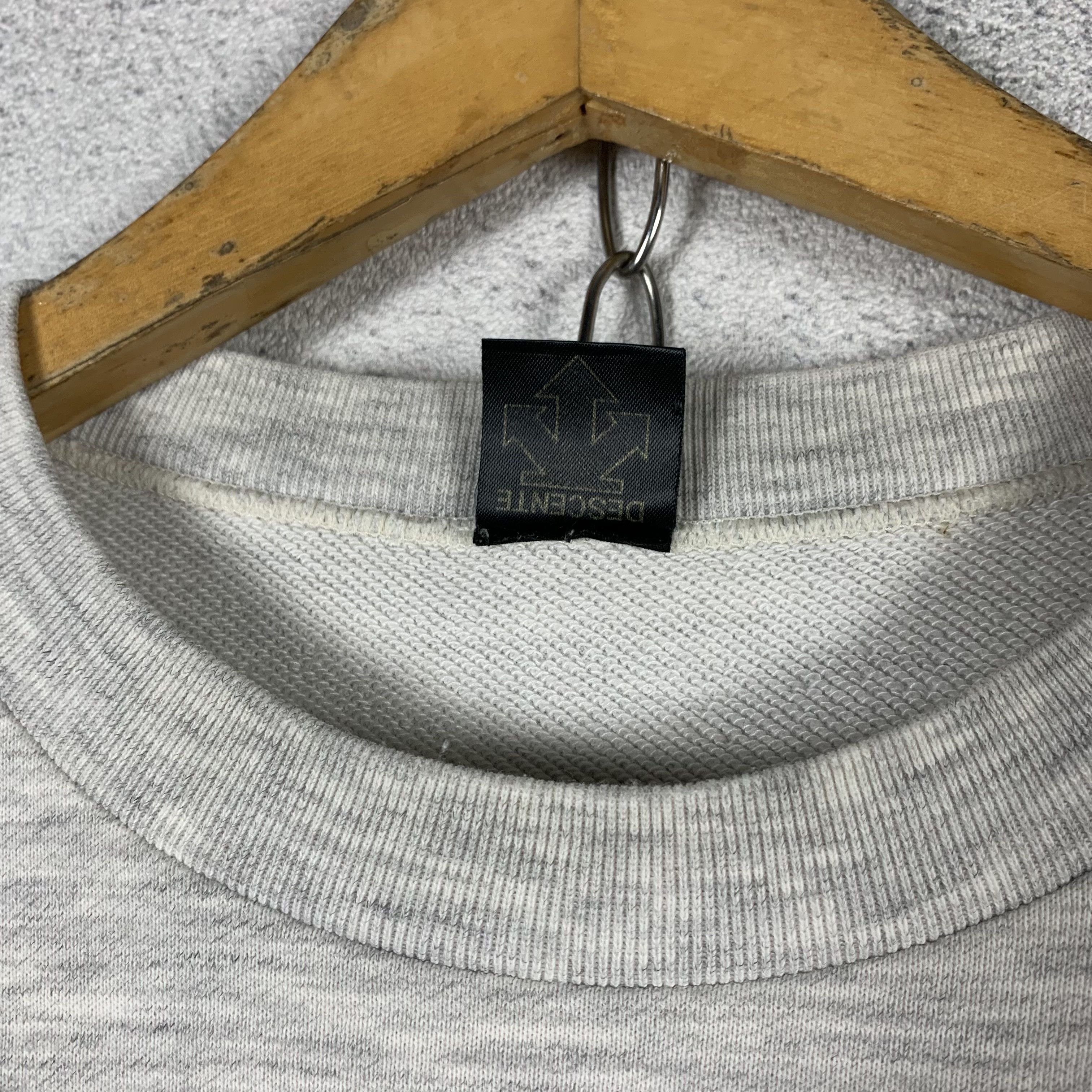 Descente Vintage Descente Boxy Sweatshirt Crewneck Size US M / EU 48-50 / 2 - 4 Thumbnail