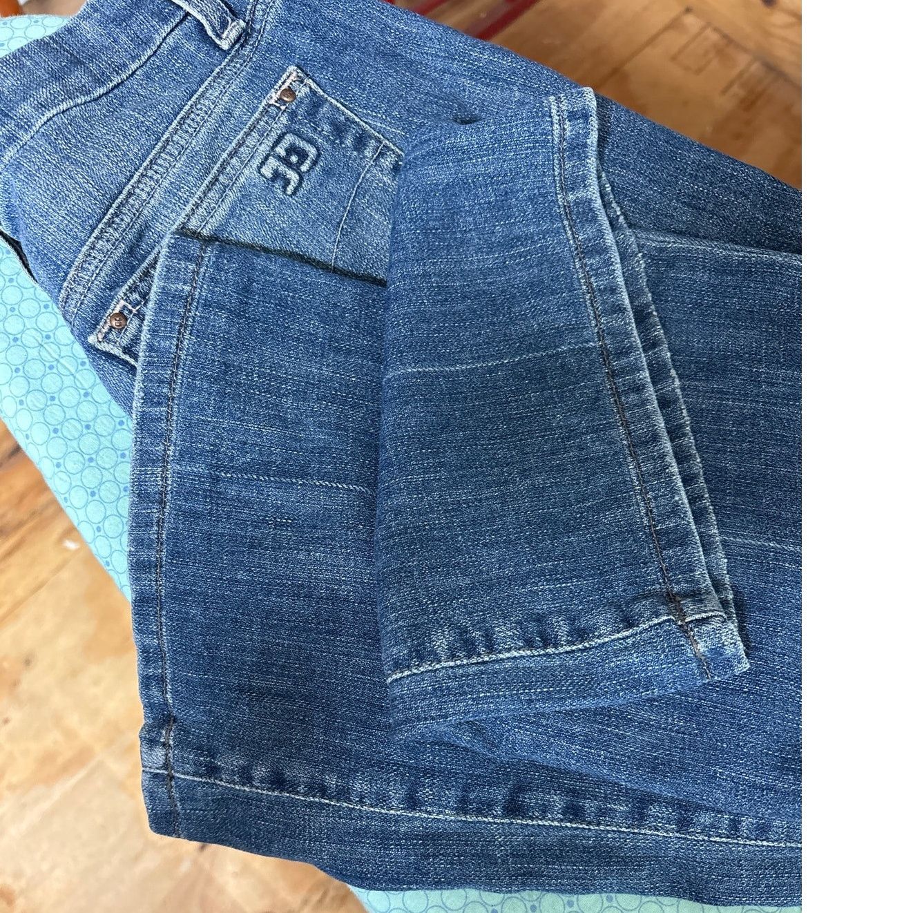 Joe's Joe’s women's jeans 29in Waist X 32 inch inseam, Honey fit Size 29" - 4 Thumbnail
