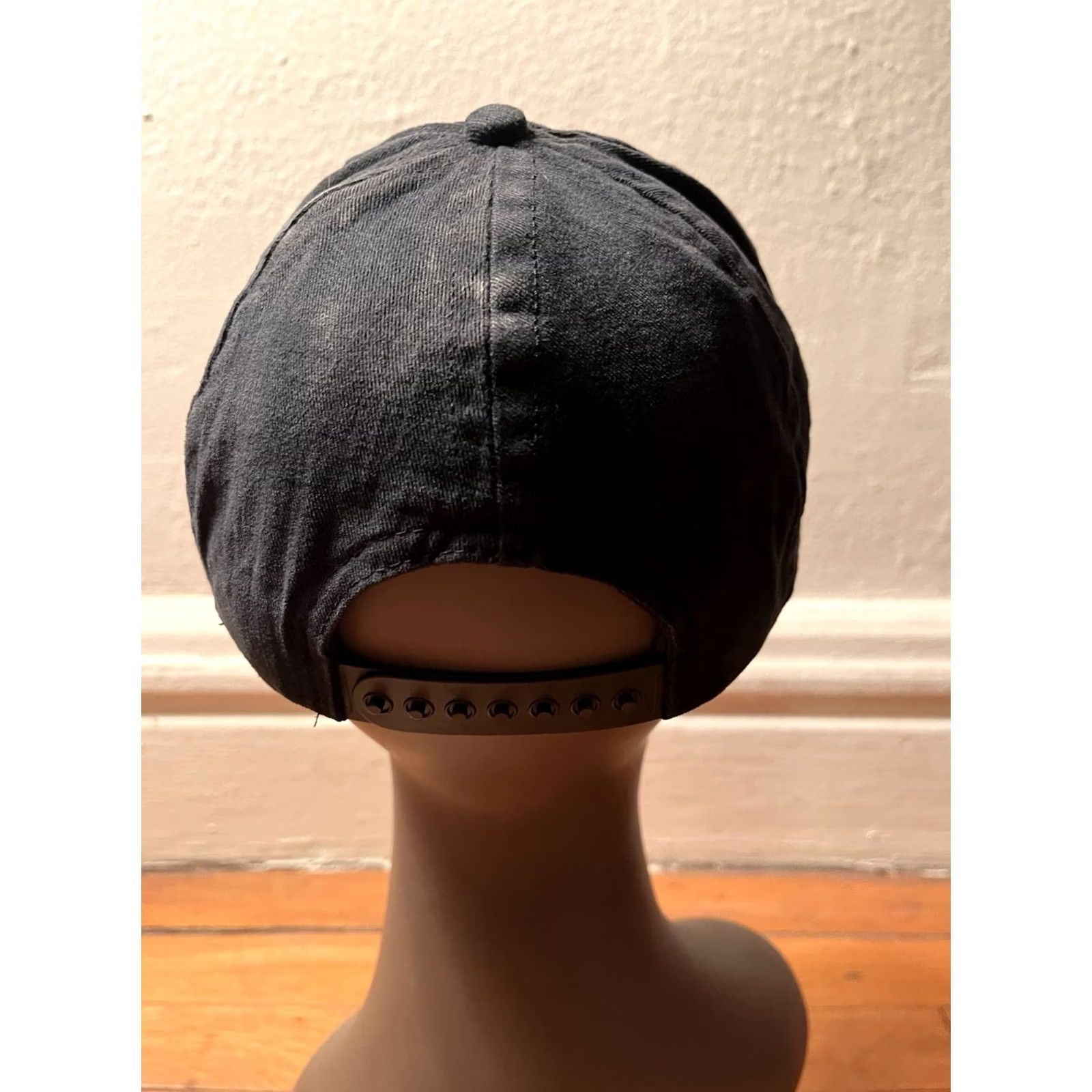 Vintage VINTAGE Looney Tunes Stamp Collection Bugs Bunny Snapback Hat Black 90s USPS Hats Size ONE SIZE - 4 Thumbnail