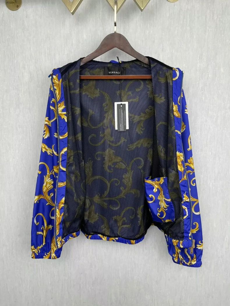 Versace Versace Men's hooded jacket Size US L / EU 52-54 / 3 - 7 Thumbnail