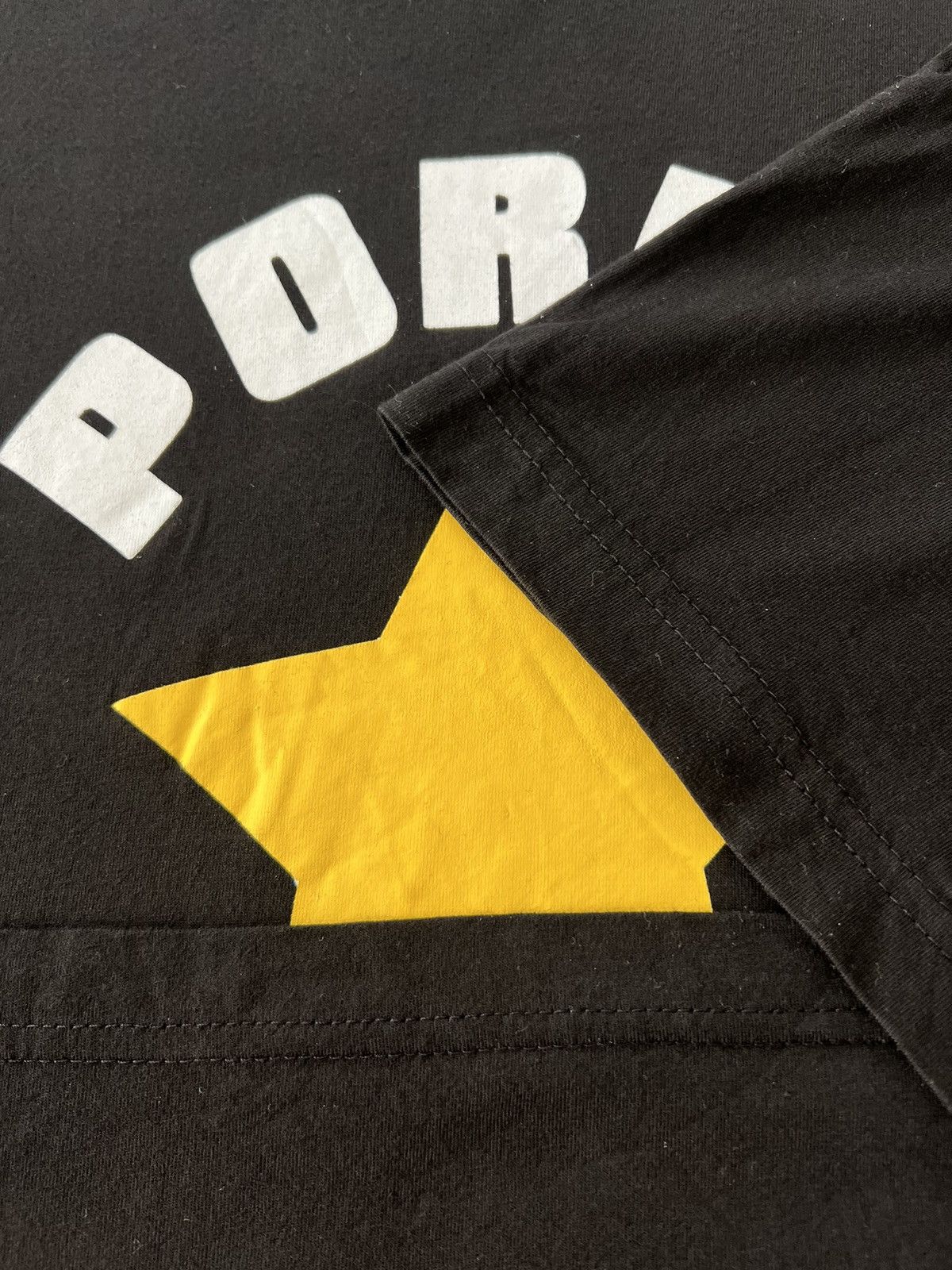 Vintage Vintage 2000s Porn Star Sex Skateboards Hook Ups T-shirt Size US M / EU 48-50 / 2 - 5 Thumbnail