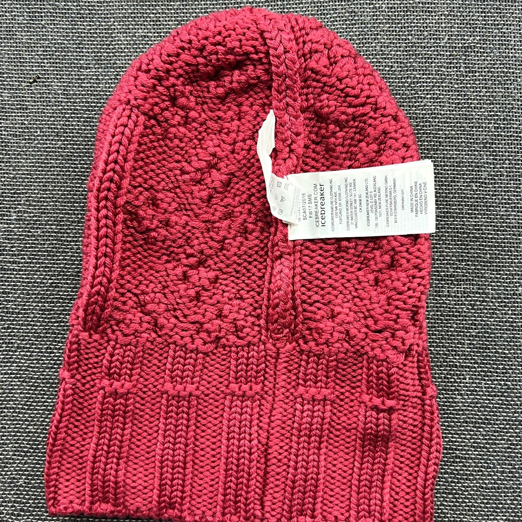 Icebreaker Icebreaker Beanie Hat One Size Pink Merino Wool Blend Cable Knit Womens 90s? Size ONE SIZE - 3 Thumbnail