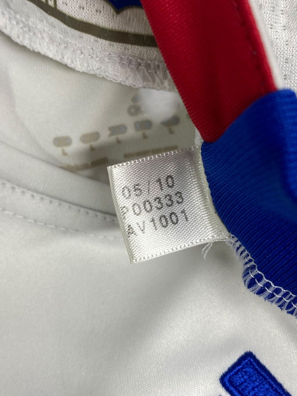 Adidas Adidas Olympique Lyonnais 2010/11 Home Football Shirt Size US L / EU 52-54 / 3 - 14 Thumbnail