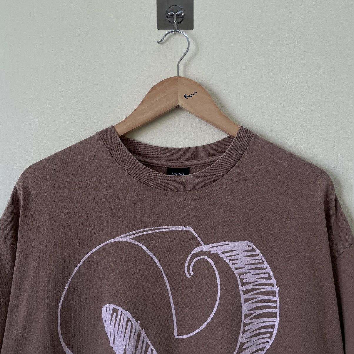Stussy Vintage Thrashed Y2K Stussy S Logo Tee Shirt Size US XL / EU 56 / 4 - 2 Thumbnail