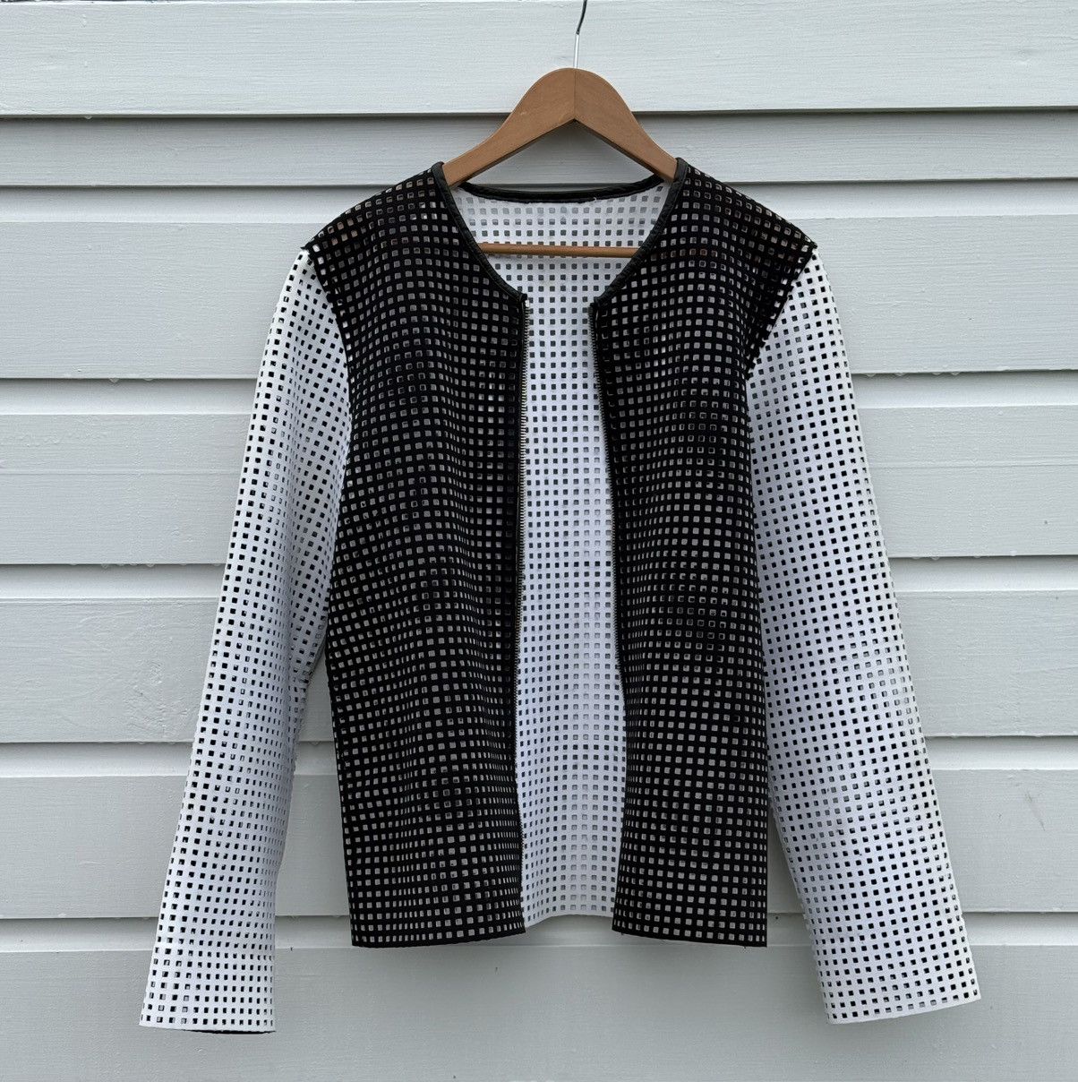 JW Anderson Rare 2012 JW Anderson Jacket Perforated Nylon – Size L Size US L / EU 52-54 / 3 - 2 Thumbnail