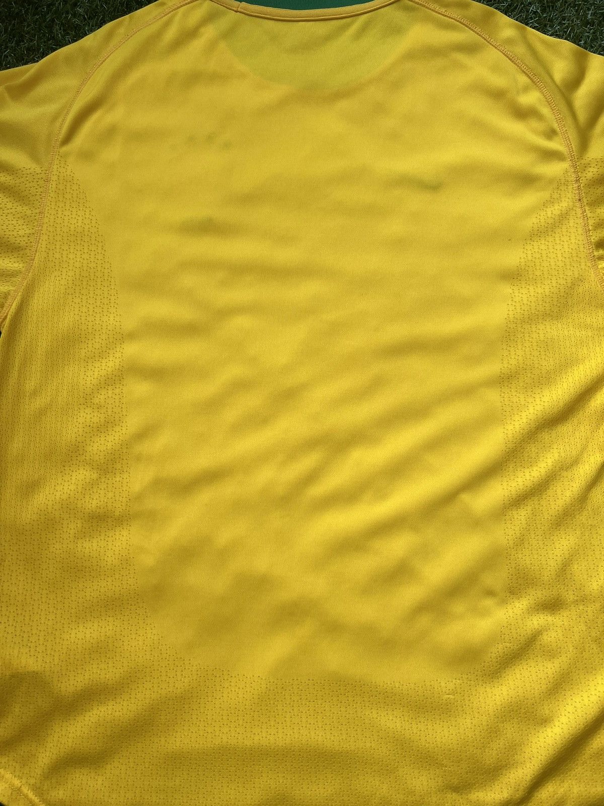 Nike Brazil Home Jersey 2000/01 Size US M / EU 48-50 / 2 - 4 Thumbnail