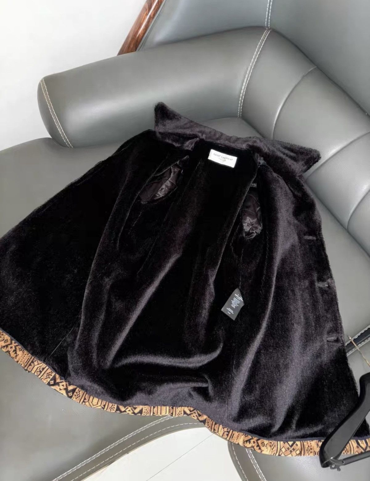 Saint Laurent Paris Saint Laurent Paris FW16 Runway Coat Sz. 44 Size US S / EU 44-46 / 1 - 5 Thumbnail