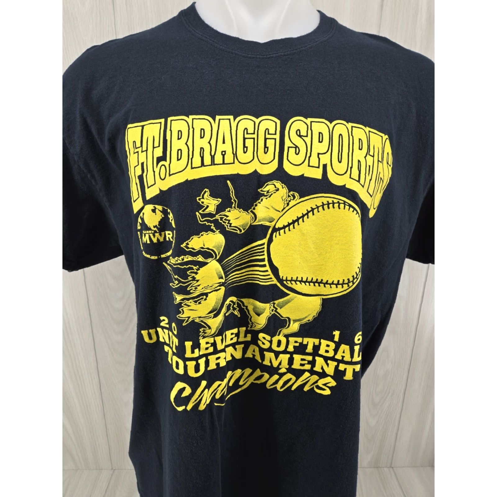 Gildan Ft Bragg Sports 2016 Unit Level Softball Tournament T Shirt XL Large Black Gildan Short Sleeve Mens Vintage Size US XL / EU 56 / 4 - 2 Thumbnail