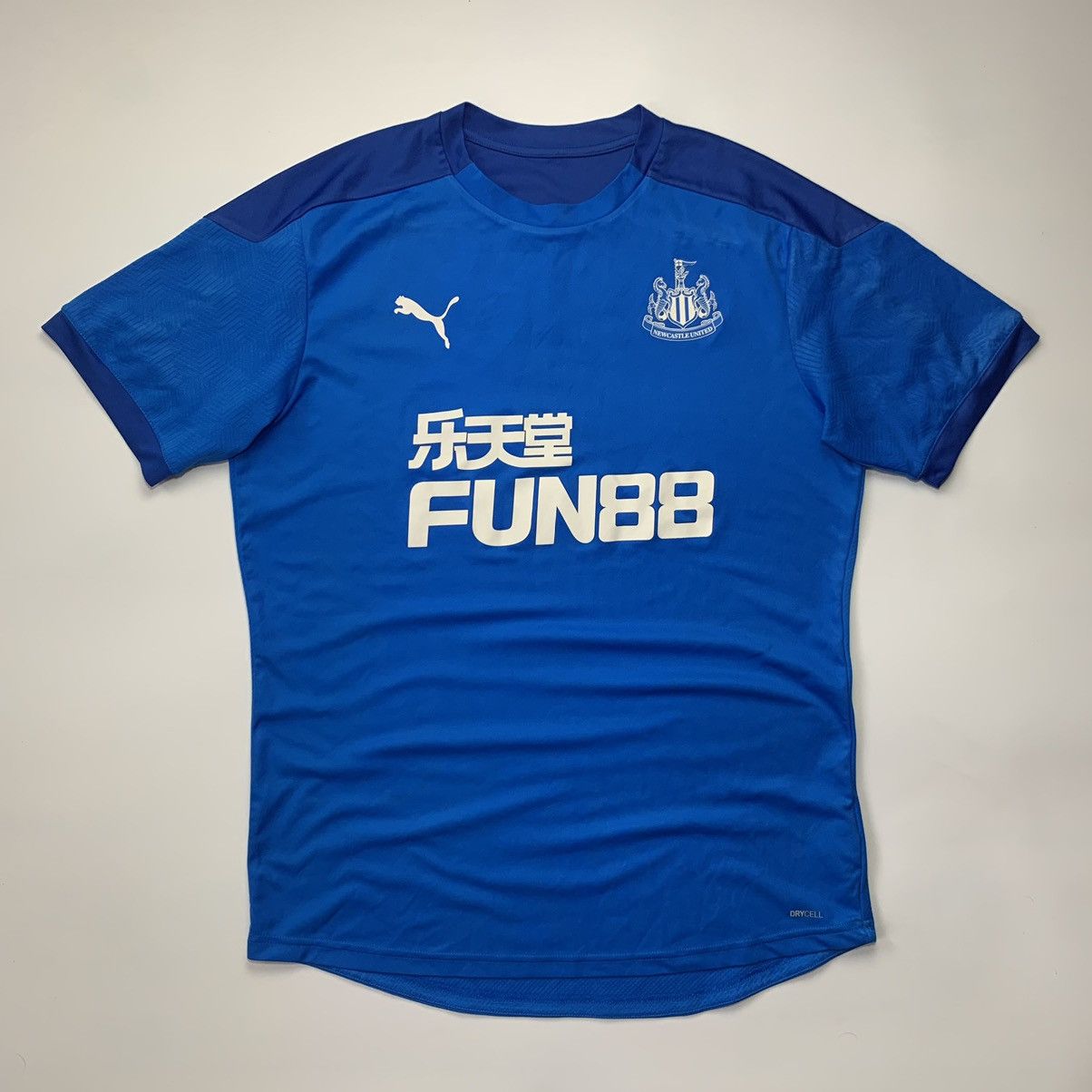 Puma Puma NewCastle 2019/20 Training Shirt Jersey Soccer Size US L / EU 52-54 / 3 - 1 Thumbnail