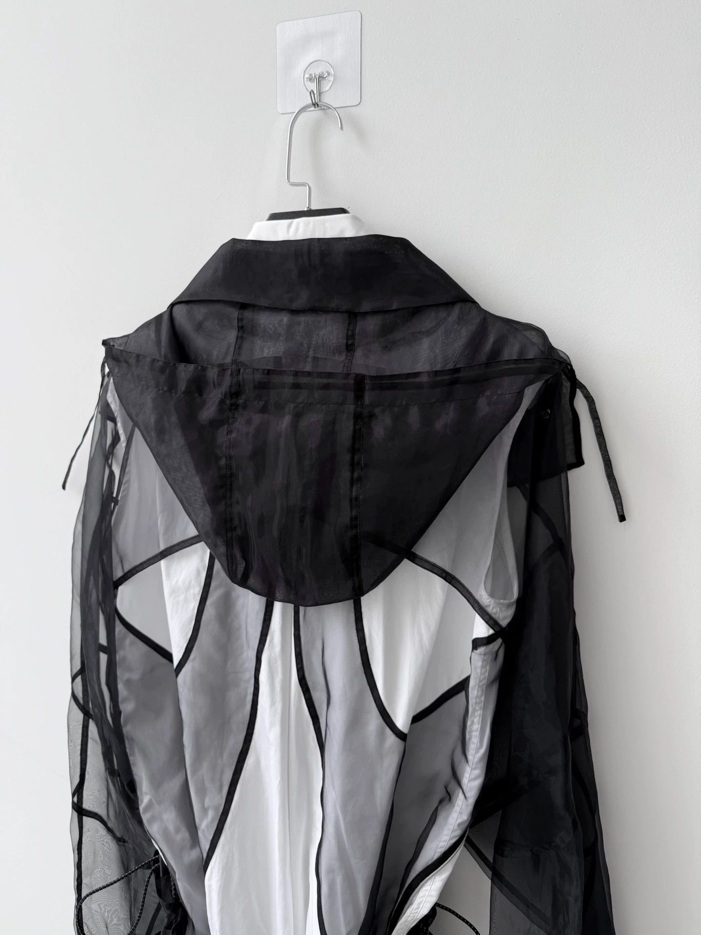Maison Margiela Maison Margiela S/S19 Organza Double-Layer Shirt B&W 40 Size S / US 4 / IT 40 - 5 Thumbnail