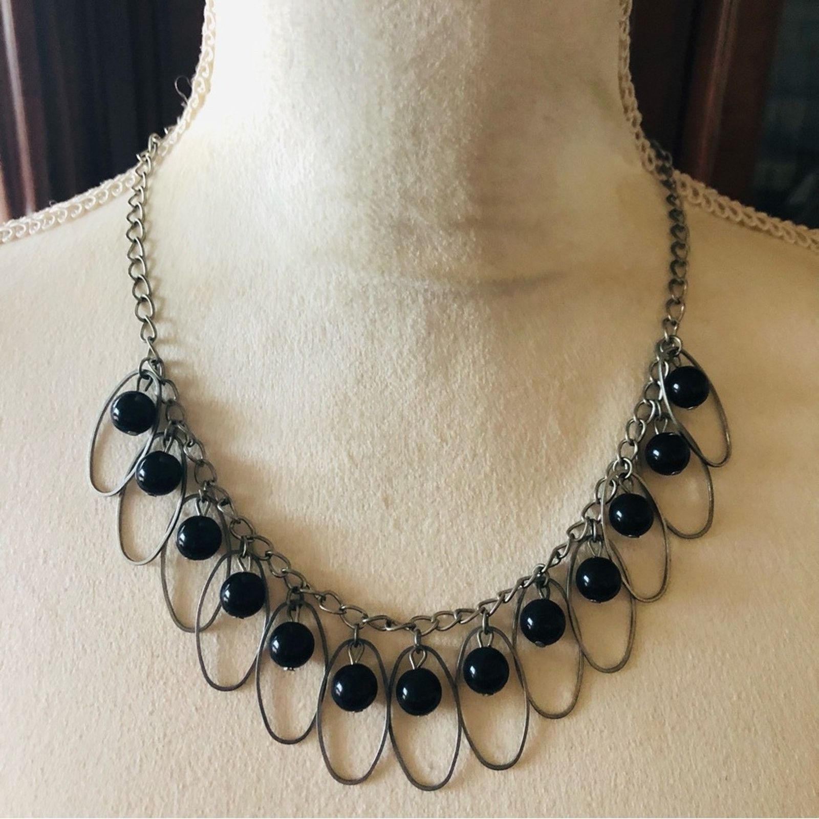 Jewelry Oval matte silver tone disc simulated black pearl necklace Size ONE SIZE - 2 Thumbnail