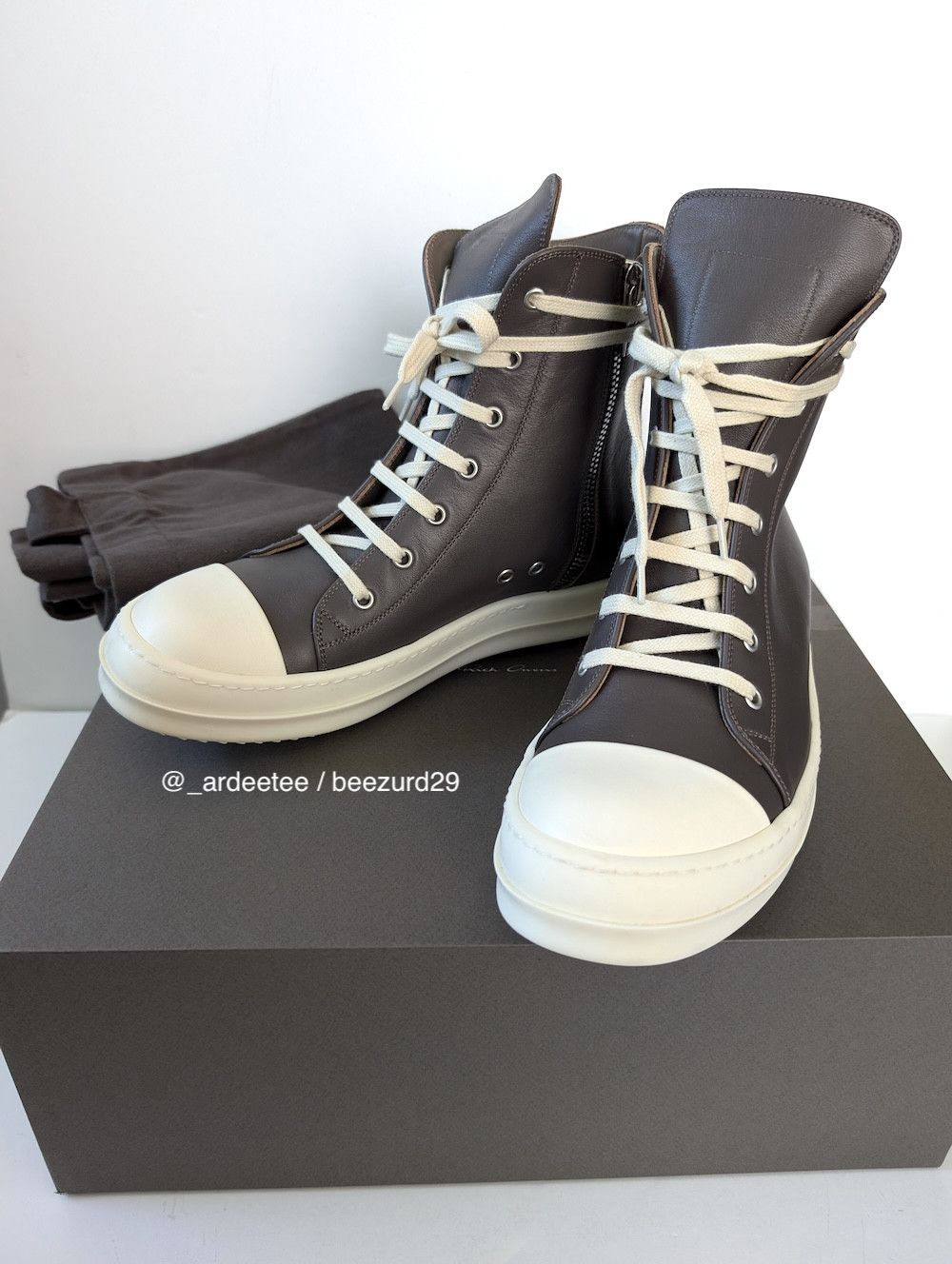 Rick Owens 💥1/1 SAMPLE DUST LEATHER RAMONES HIGH Size US 8 / EU 41 - 4 Thumbnail