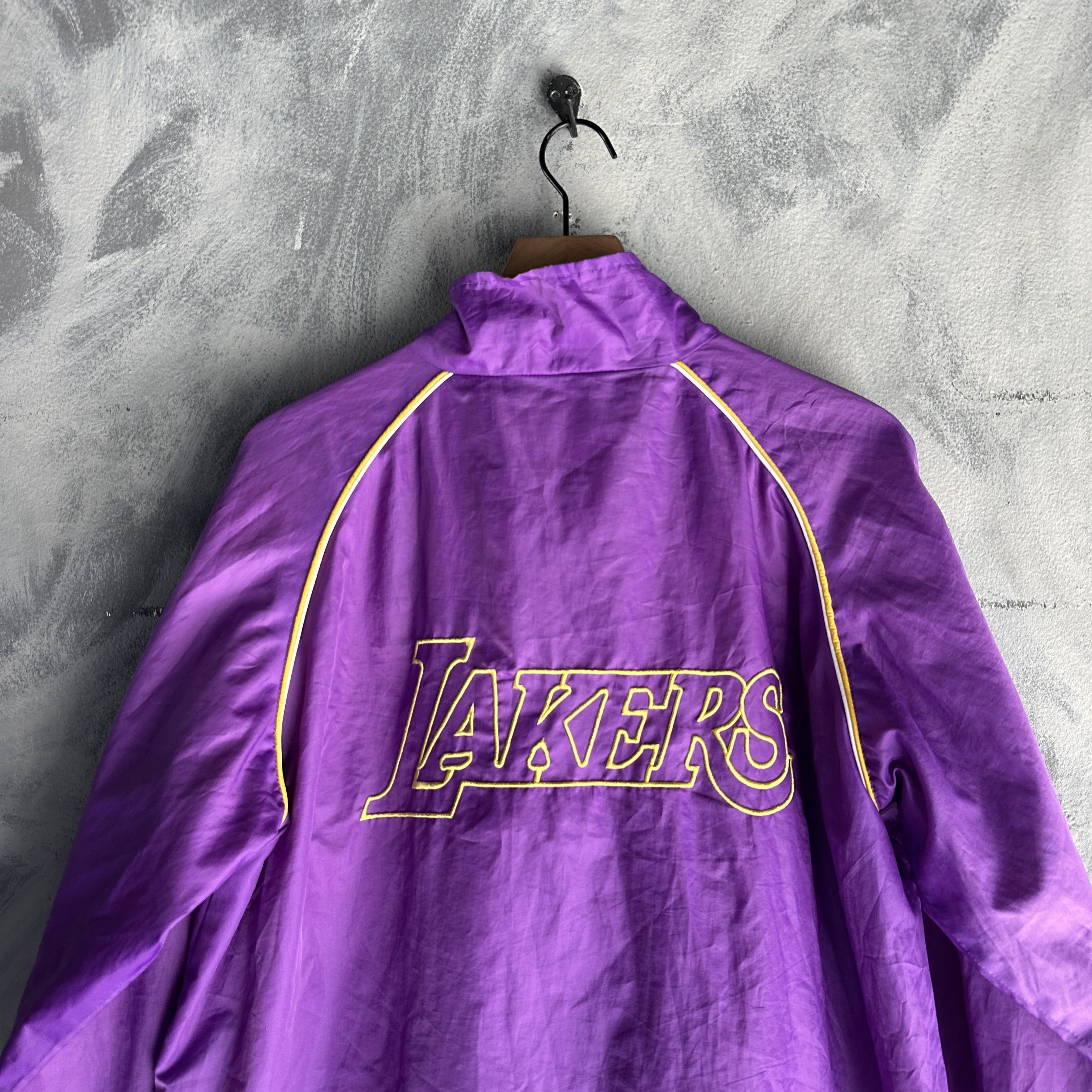 G-III Vtg Los Angeles Lakers Jacket Mens Carl Banks G-lll Size US L / EU 52-54 / 3 - 8 Thumbnail