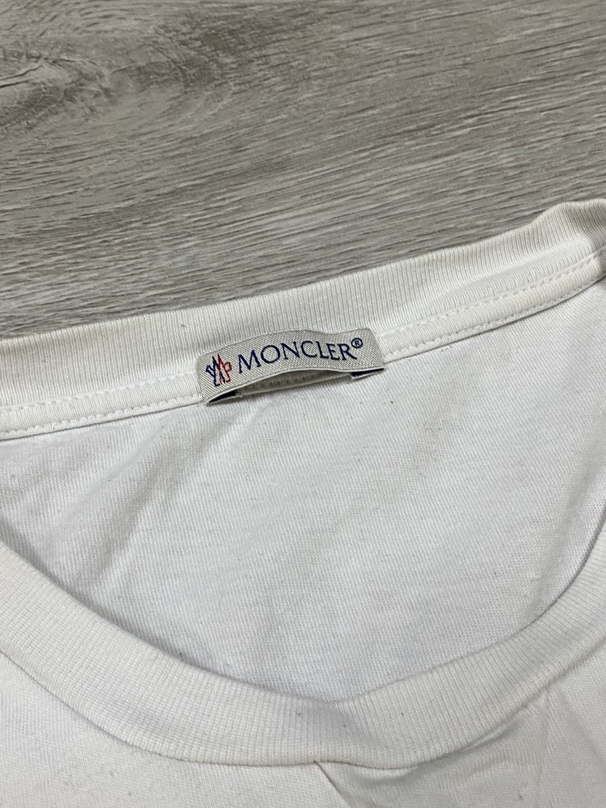 Moncler Moncler Maglia t-shirt 3 logo blue white red Size US S / EU 44-46 / 1 - 3 Thumbnail