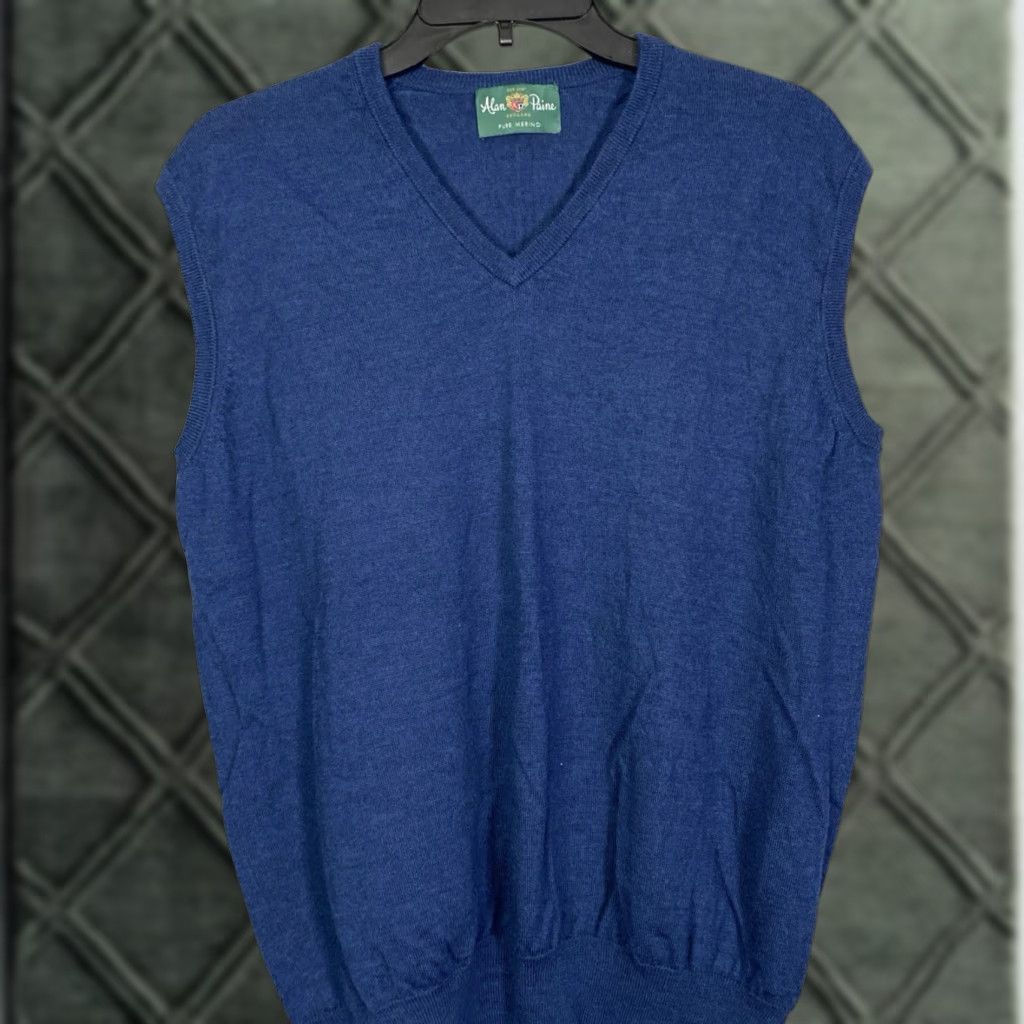 Vintage VINTAGE Alan Paine V-Neck Jumper Sweater Vest XL EU 54 UK 44 Elastic Waist Merino Wool Blue Men Pullover Knit Card? Size US XL / EU 56 / 4 - 1 Thumbnail