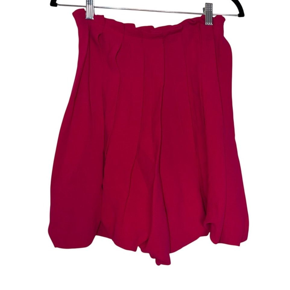 Giorgio Armani Giorgio Armani Pink Pleated Shorts Size 26" / US 2 / IT 38 - 1 Thumbnail