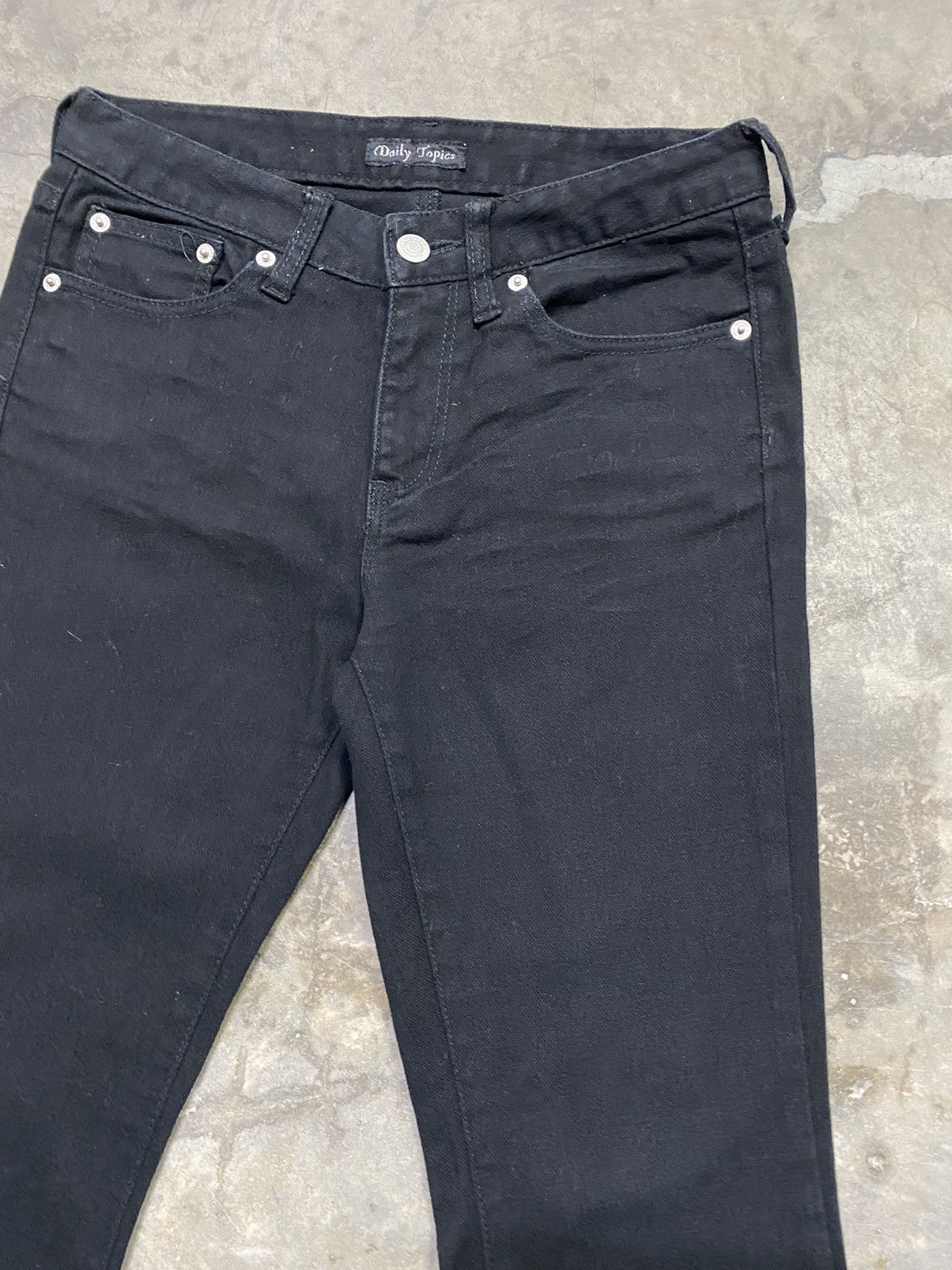 Hysteric Glamour × Japanese Brand × Tornado Mart Flare Jeans Japanese Daily Topics Super Black Boot Cut Size 27" / US 4 / IT 40 - 9 Thumbnail