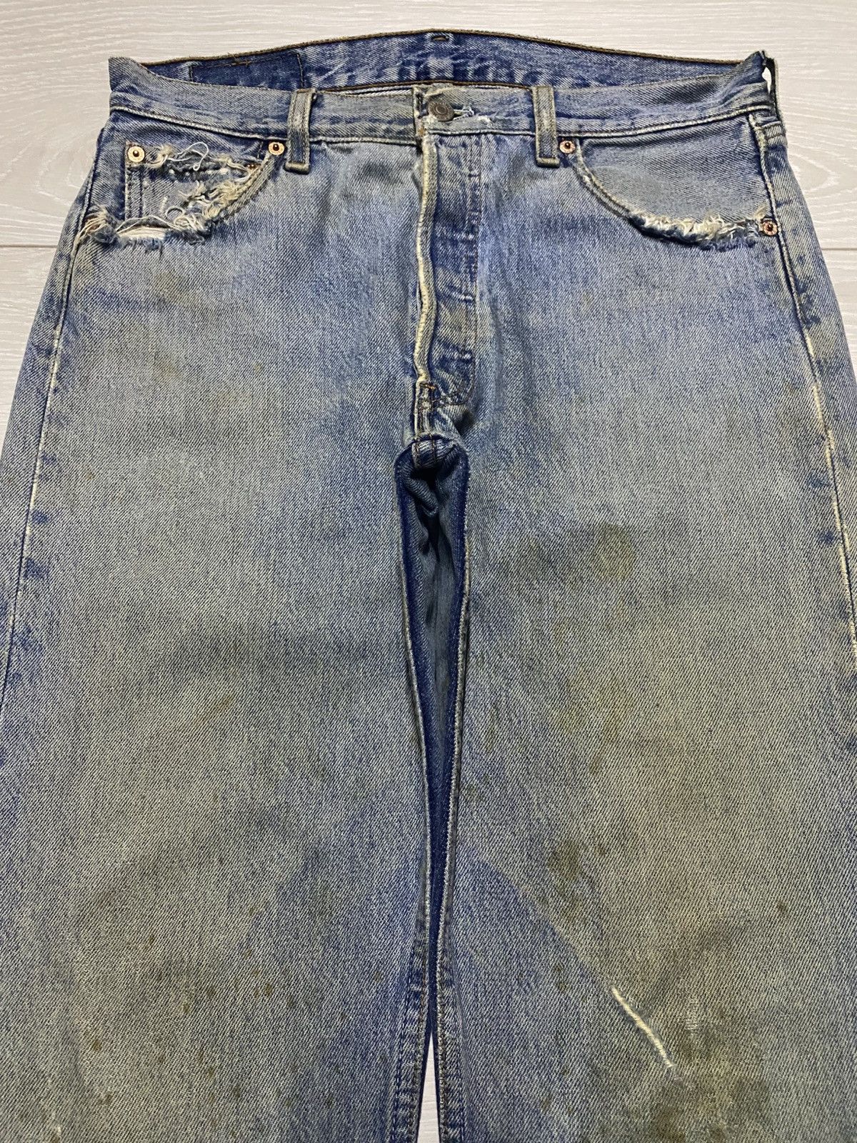 Levi's Vintage Clothing Vintage Levis 501 90s Grunge ButtonFly Distressed Jeans Size US 30 / EU 46 - 3 Thumbnail