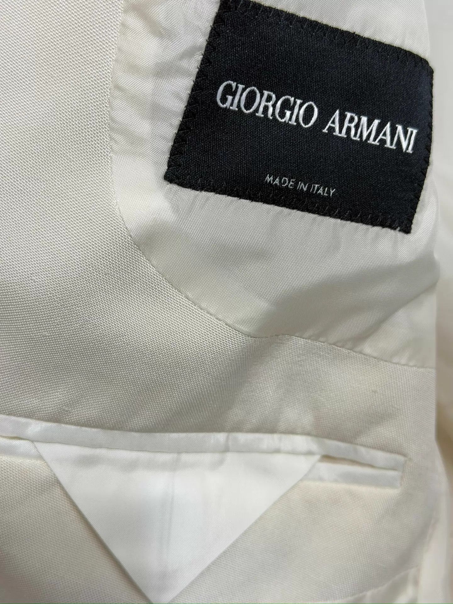 Giorgio Armani Giorgio Armani Silk Slim Suit Cream White 50/52/54 N/W Tags Size 50R - 7 Thumbnail
