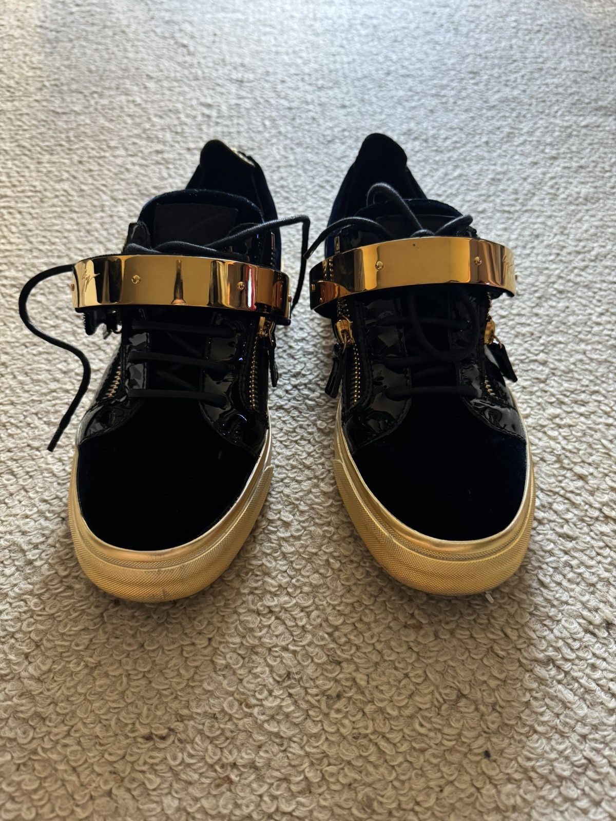 Giuseppe Zanotti Giuseppe Zanotti Gold Strap Low-Top EU 40 – Veronica Navy Size US 7.5 / EU 40-41 - 3 Thumbnail