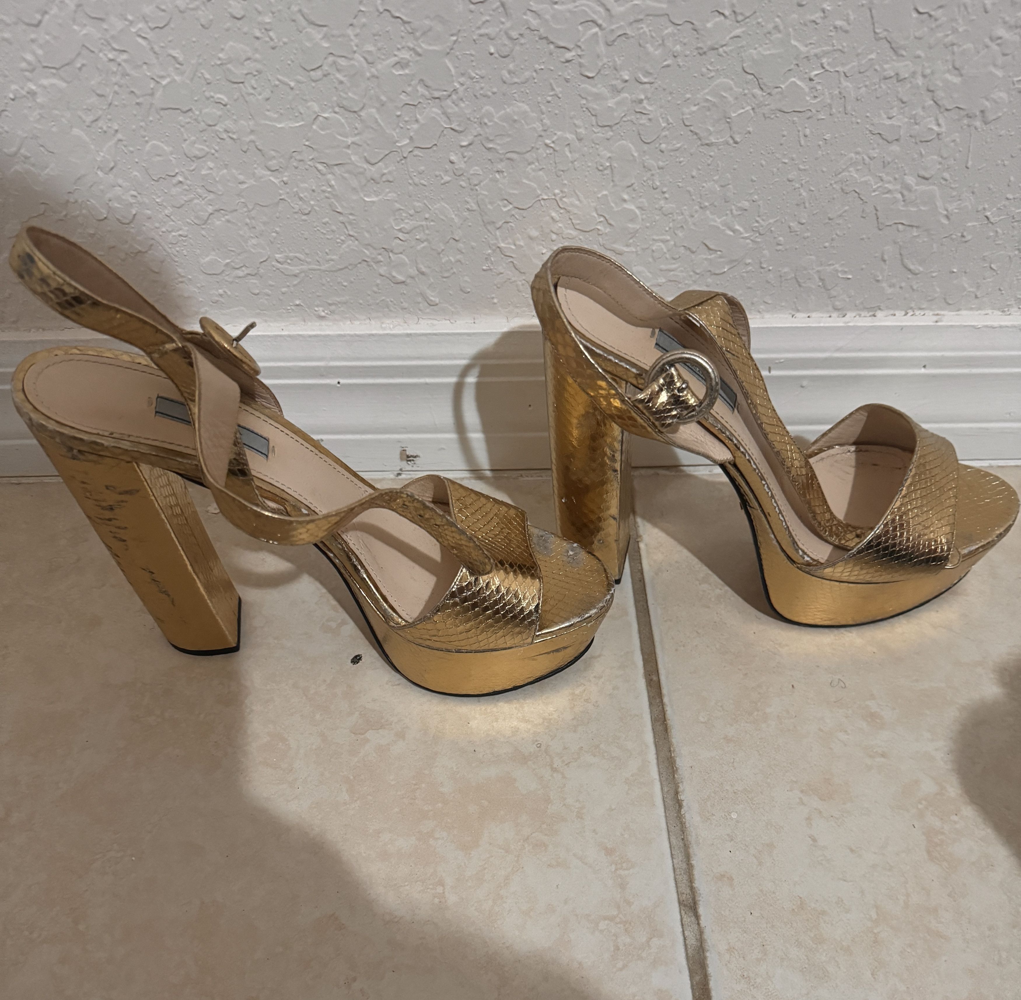 Prada Prada Gold Leather Sandals Size US 10 / IT 40 - 3 Thumbnail