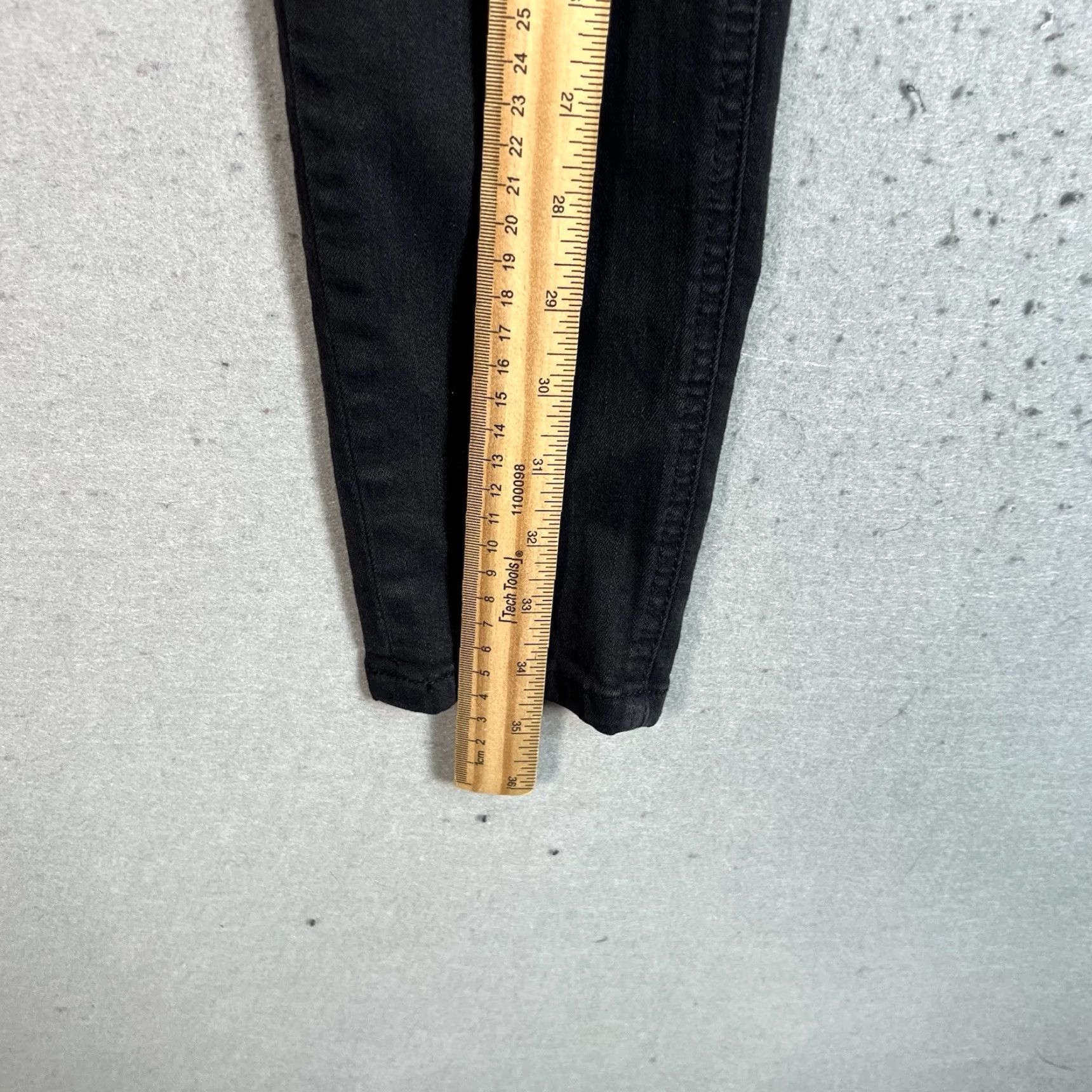 Club Monaco VINTAGE Club Monaco Cargo Skinny Pants Womens 00 Black Pockets Size 24" / US 00 / IT 34 - 3 Thumbnail