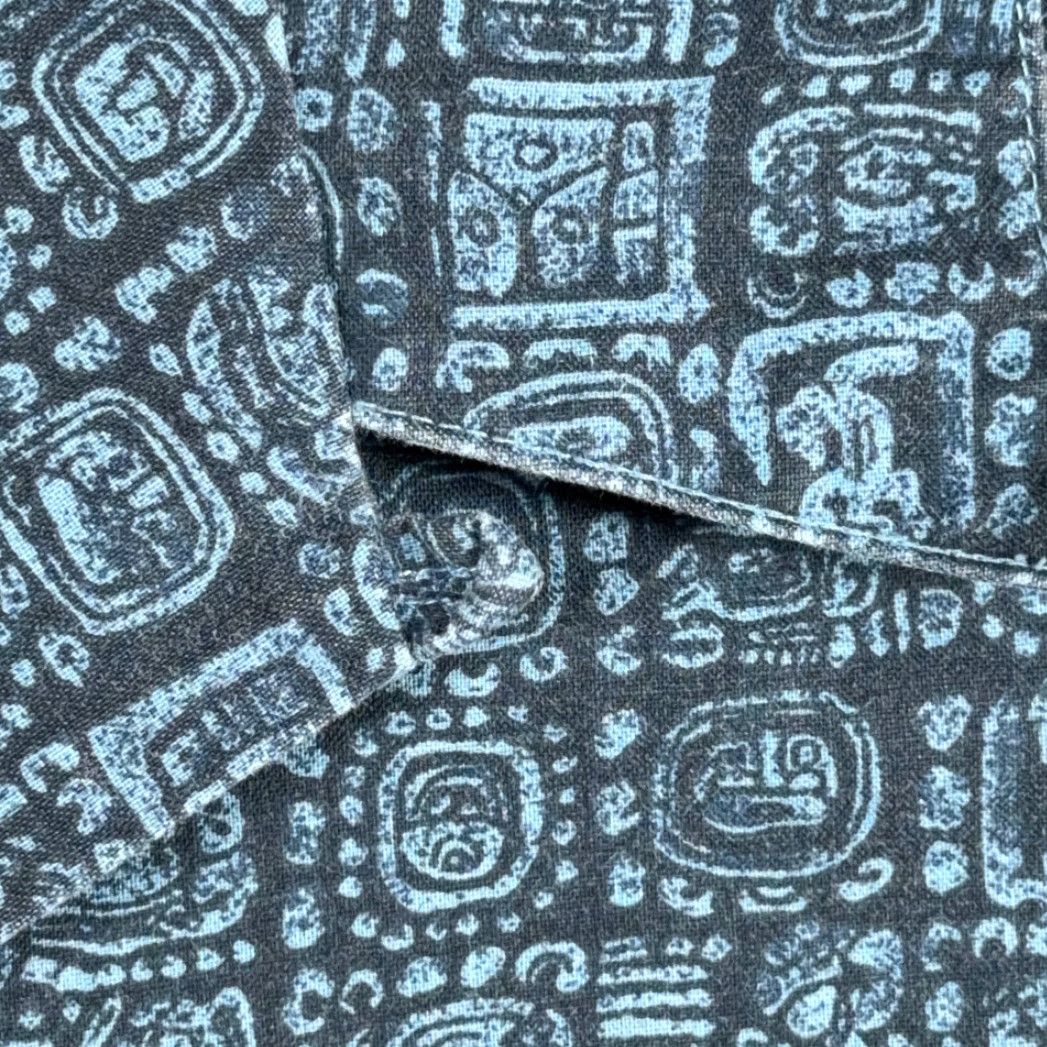 Vintage VINTAGE L.L.Bean Shirt Adult XL Blue Mayan Aztec Tribal Camp Print Y2K Graphic Print Button-Up Short Sleeve Pocketed 27 Chest 31 Length Mens Size US XL / EU 56 / 4 - 5 Thumbnail