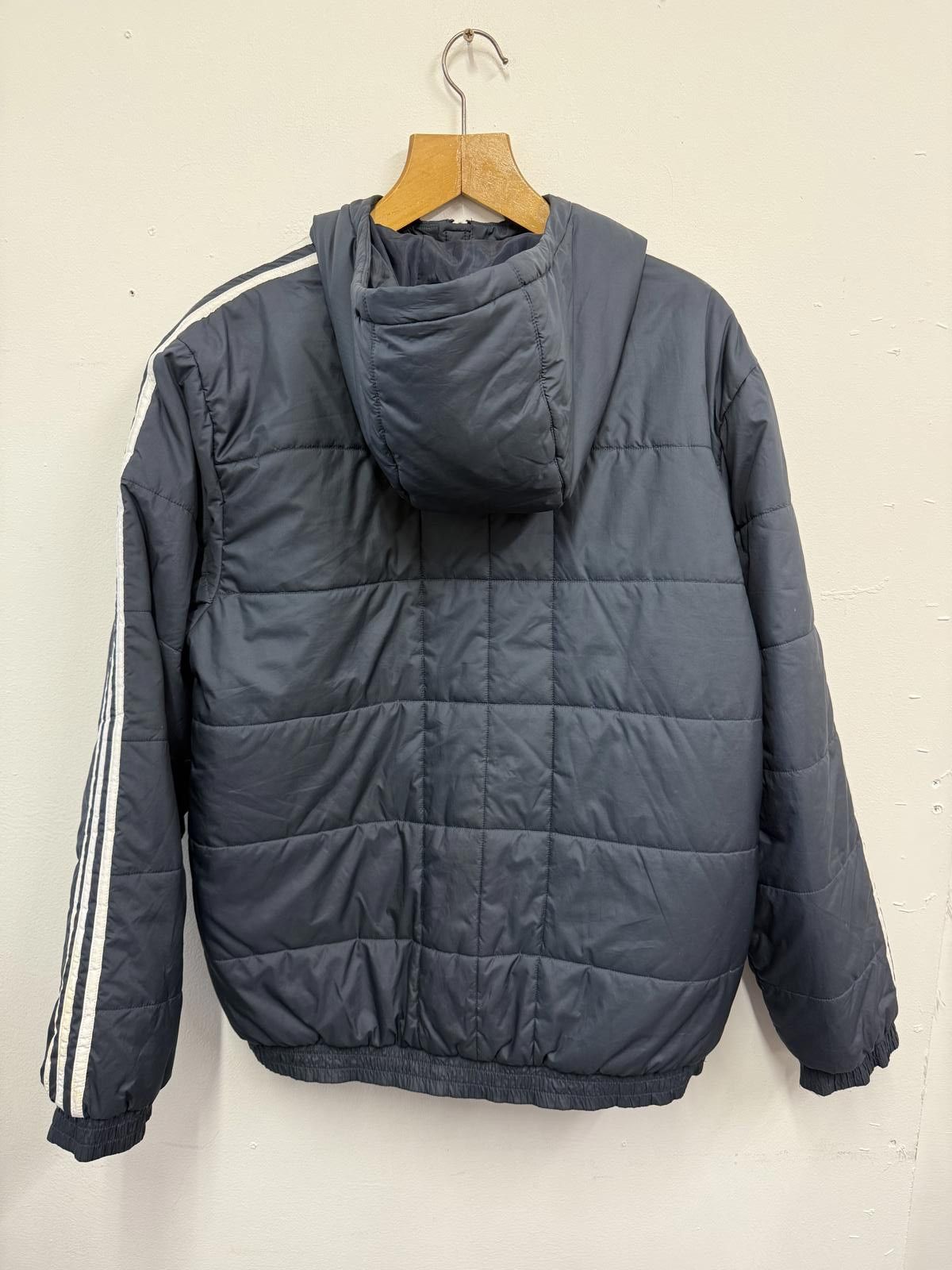 Adidas Adidas Puffer Jacket with Hood in Grey, Size M Size US M / EU 48-50 / 2 - 4 Thumbnail