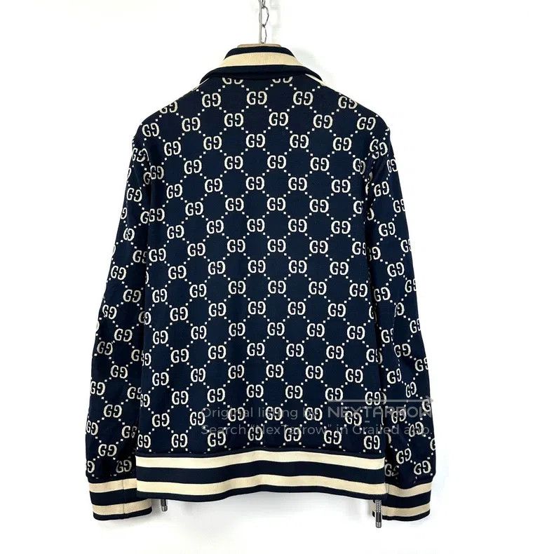 Gucci Gucci Full print double G red and white side-woven striped Size US L / EU 52-54 / 3 - 2 Thumbnail