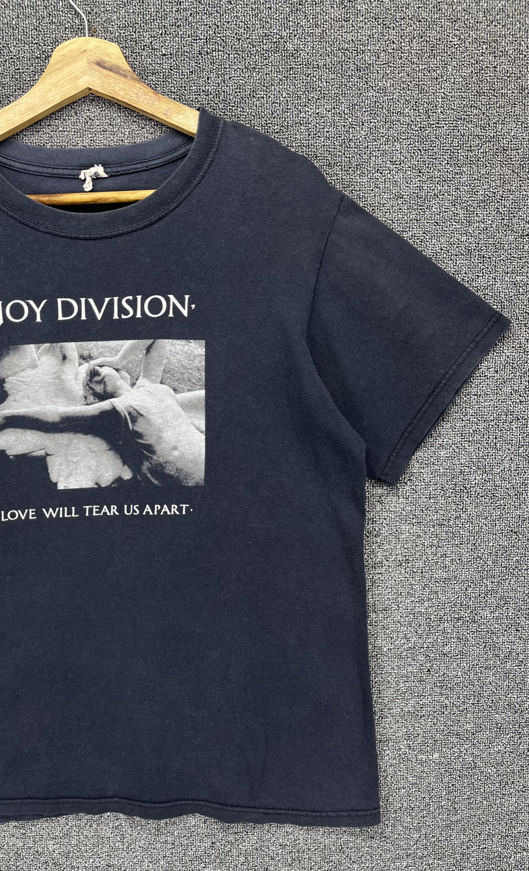 Band Tees Vintage Joy Division Punk Rock Band Tees T Shirts Size US M / EU 48-50 / 2 - 4 Thumbnail