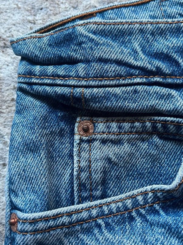 Levi's Levi’s Jeans 550 Sz W34 L32 Relaxed Fit Tapered Leg 1996 Size US 34 / EU 50 - 4 Thumbnail