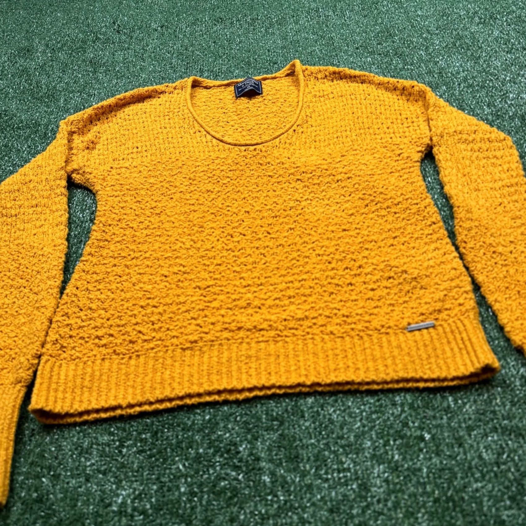 Abercrombie & Fitch VINTAGE Abercrombie Fitch Sweater Women's XS Yellow V Neck Mustard Size XS / US 0-2 / IT 36-38 - 2 Thumbnail